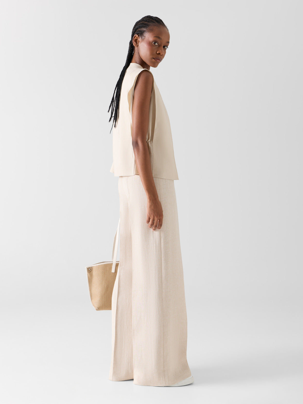 Spring Summer 2026 – Akris EU