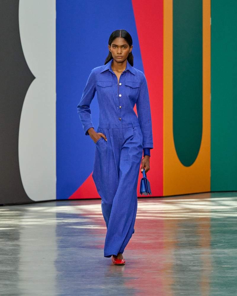 A look from Akris Spring/Summer 2026, blending art and fashion with Swiss luxury design, couture craftsmanship, and timeless elegance inspired by Leon Polk Smith