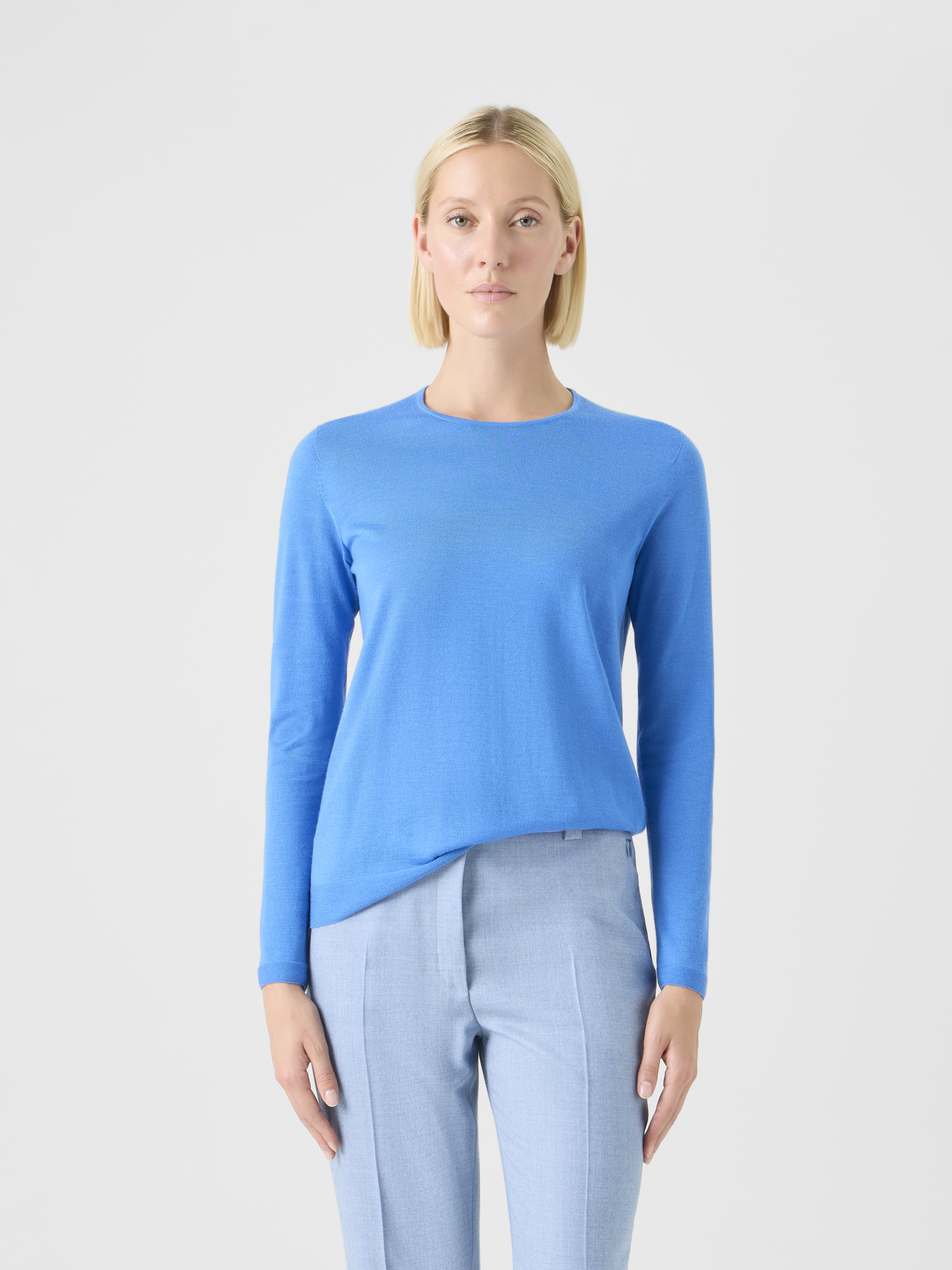 Designer Seamless Crew Neck Sweater in Cashmere Silk - navy - blue 