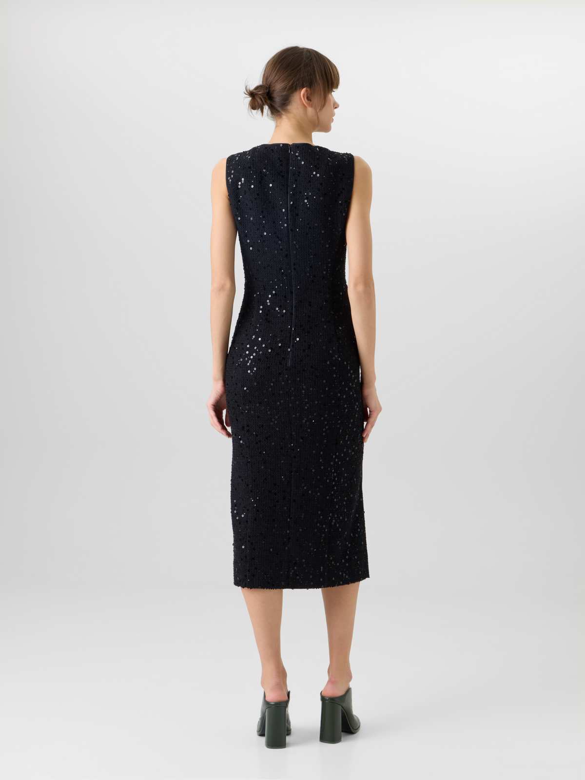 Designer Sleeveless Cotton-Wool Tweed Midi Sheath Dress with Sequins - black #editorial