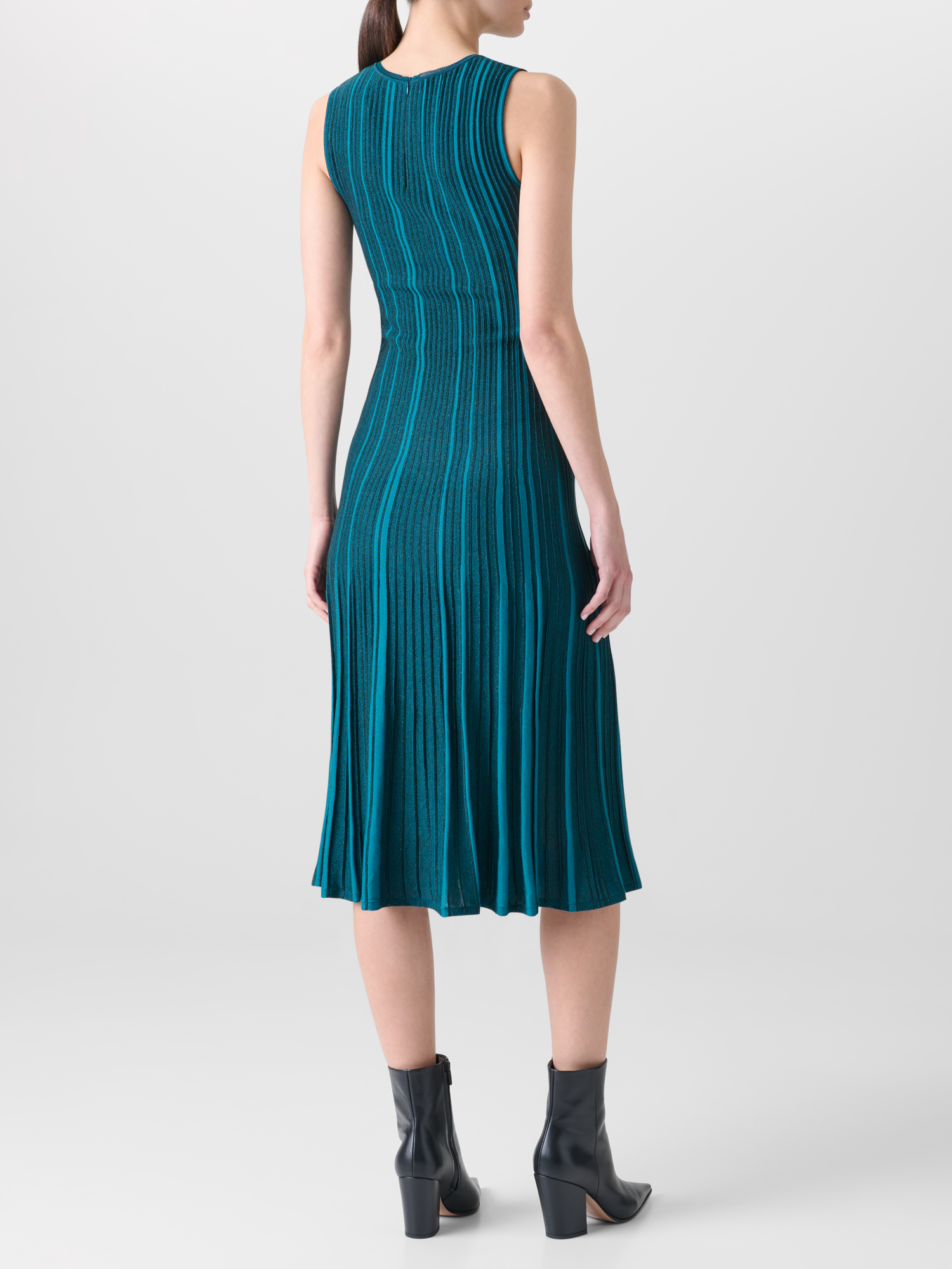 Designer Sleeveless Knit Dress in Silk Rib Lurex - green