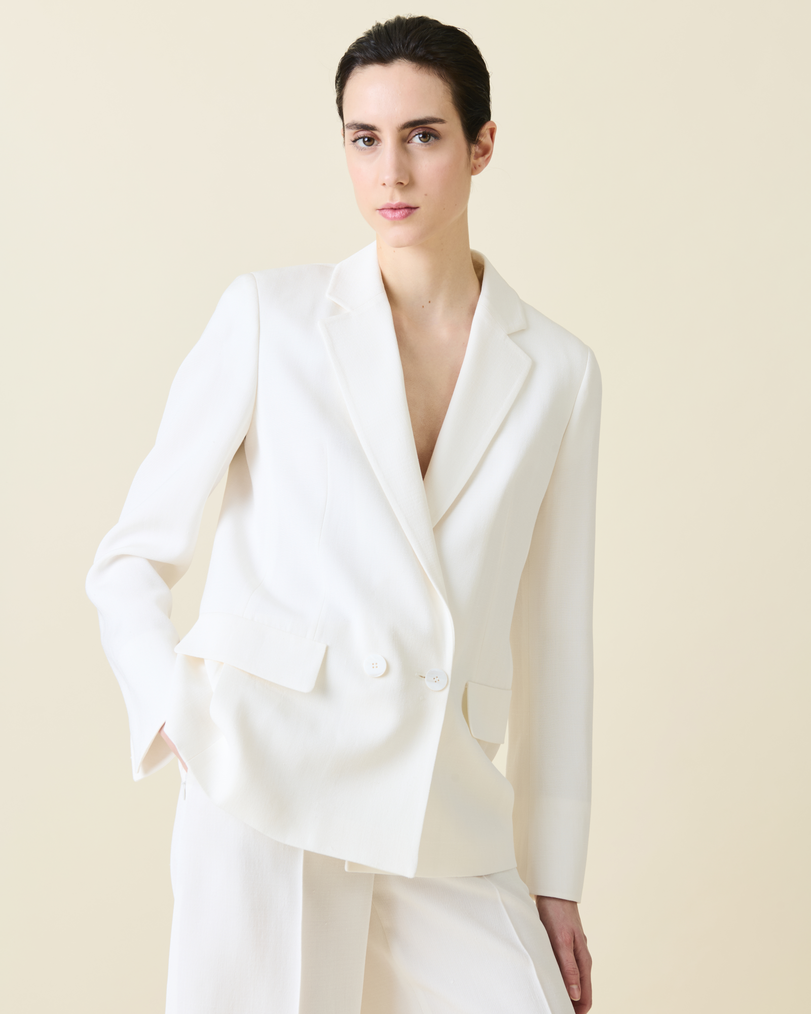 Designer Double-Breasted Blazer in Silk Shantung  - neutral - white 
