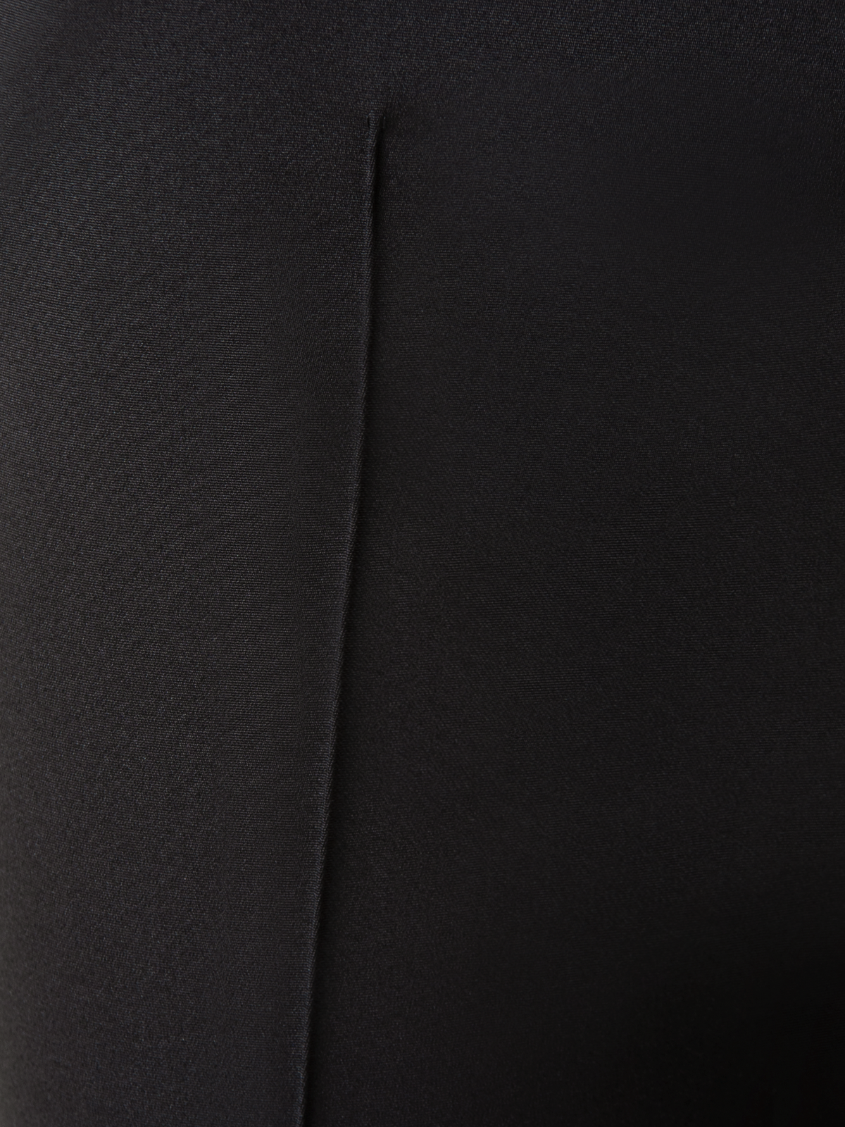 Designer Slim Silk Stretch Crêpe Pants - black