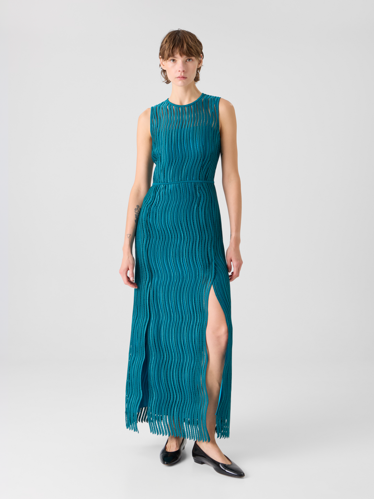 Designer Sheath Dress in Wave Guipure - green #editorial