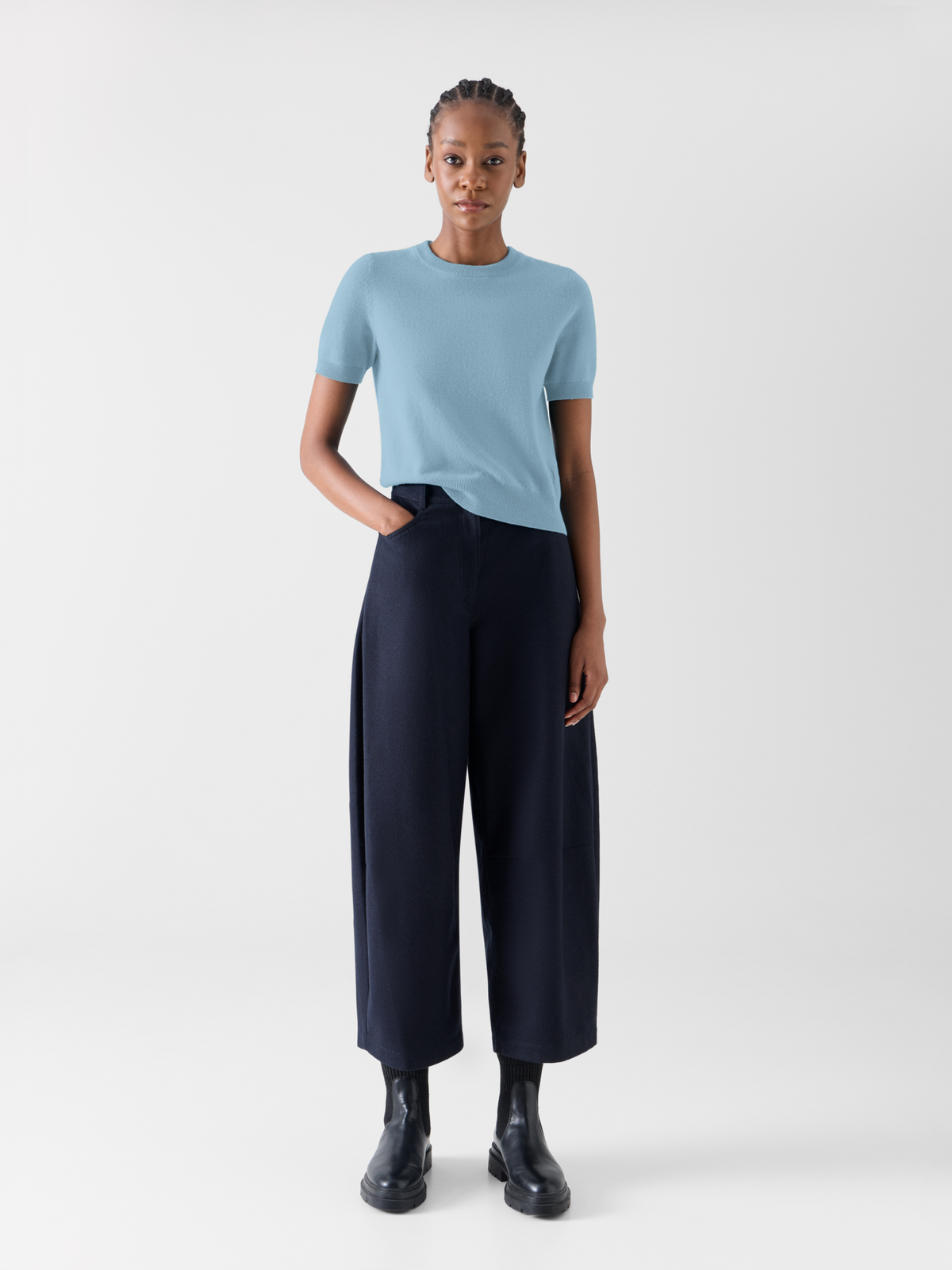Designer Wool Cashmere Knit Sweater with Short Sleeves - blue 