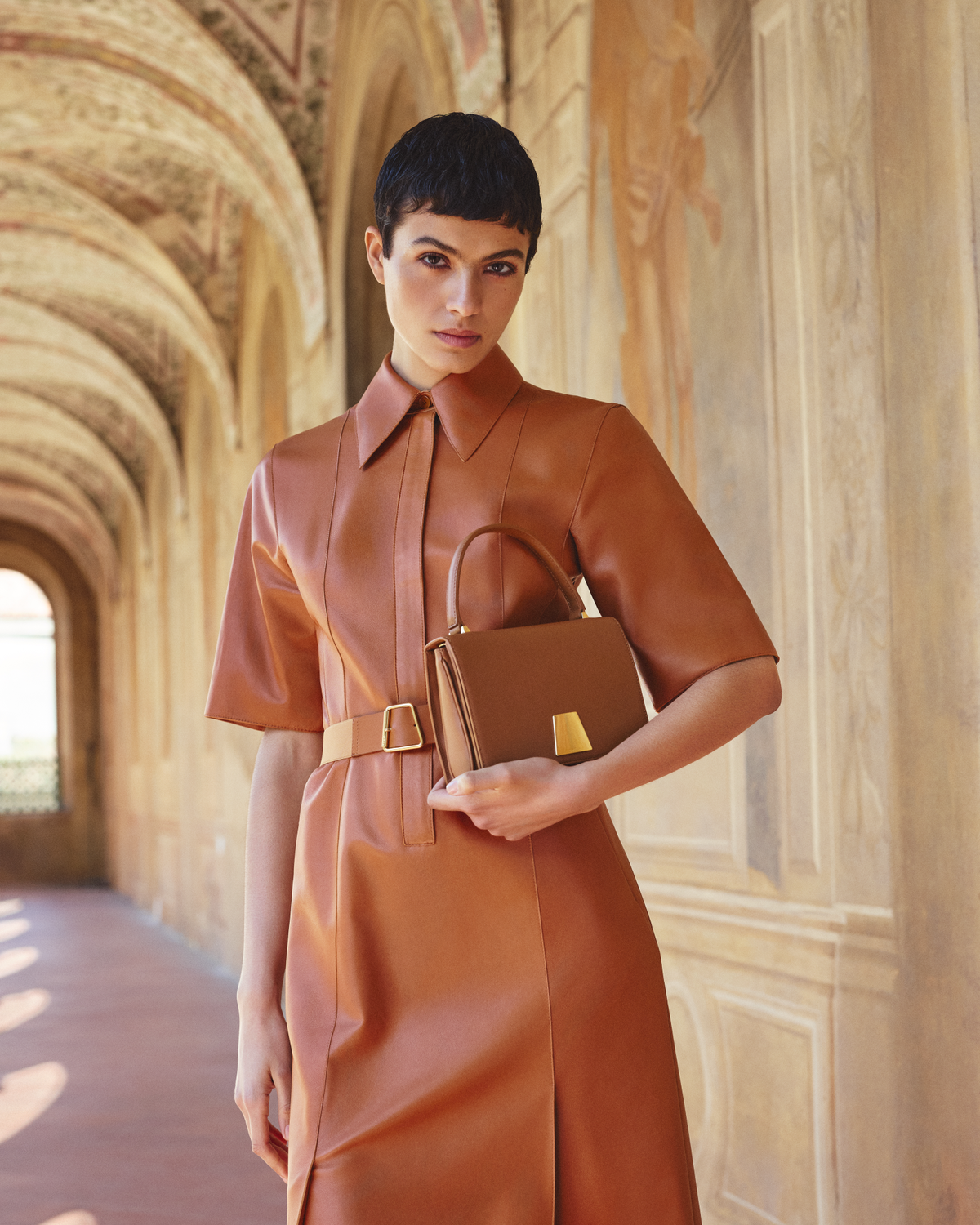 Designer Alice Small Top Handle Bag - neutral - brown #editorial