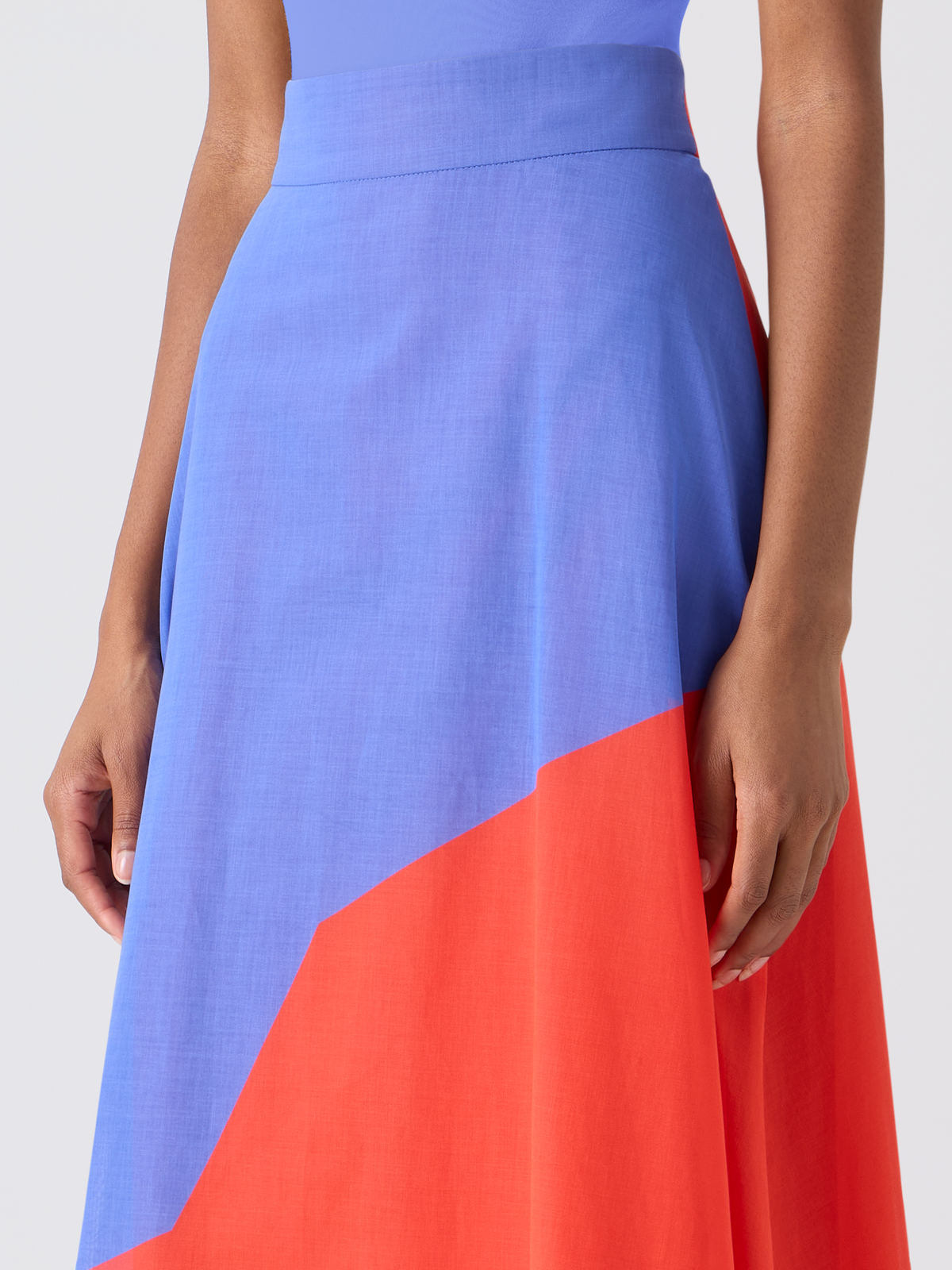 Designer Midi Skirt with High Plains Print - multicolor #editorial
