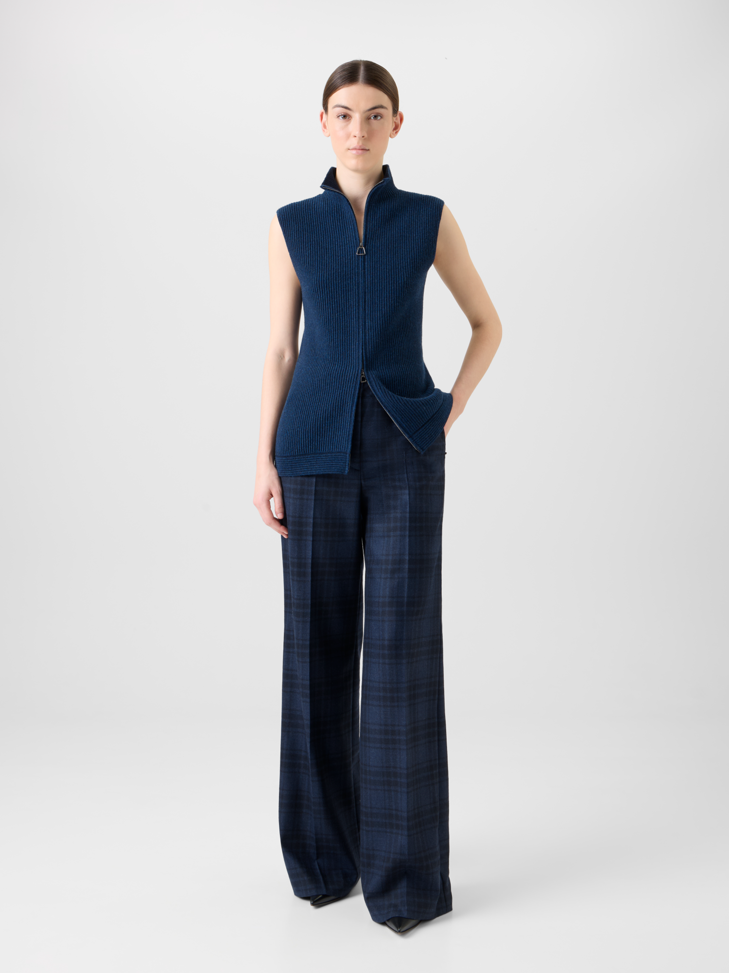 Designer Cashmere Knit Gilet with Front Rib Detail - neutral - navy - blue 