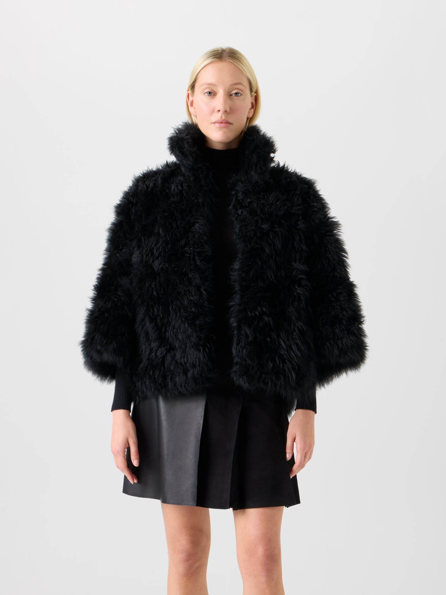 Designer Boxy Bracelet Sleeve Shearling Jacket - black - neutral 