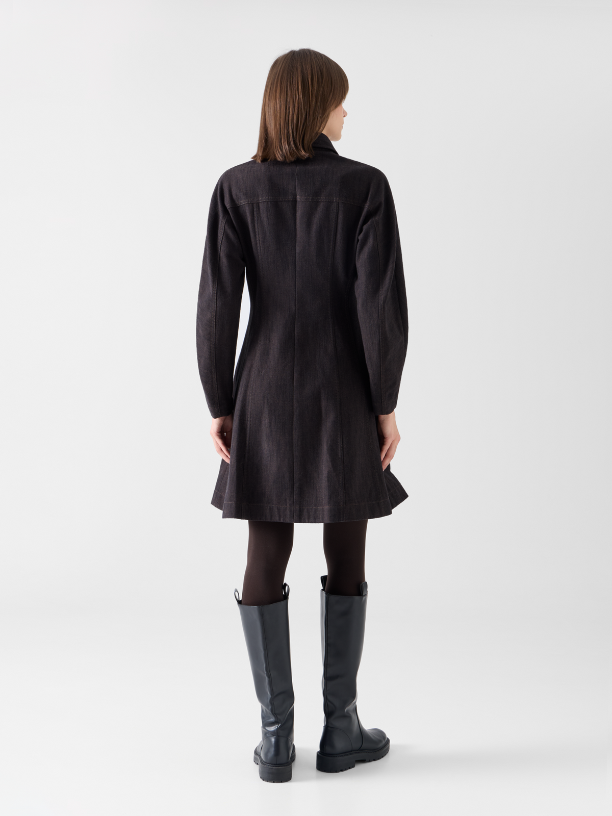 img_40f8c36a-5668-409f-a0b2-dec0b2441d57 - Akris EU