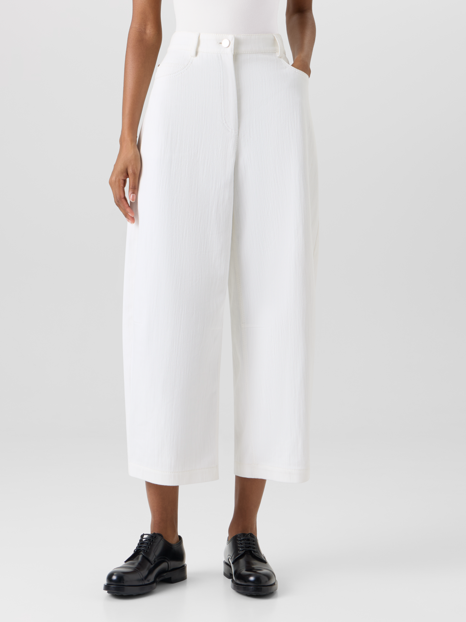 Designer Farrow Pants in Cotton-Stretch Denim - white 