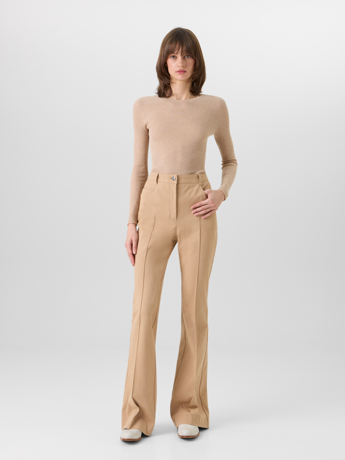 Designer Farid Bootcut Pants in Stretch-Cotton Denim - beige #editorial