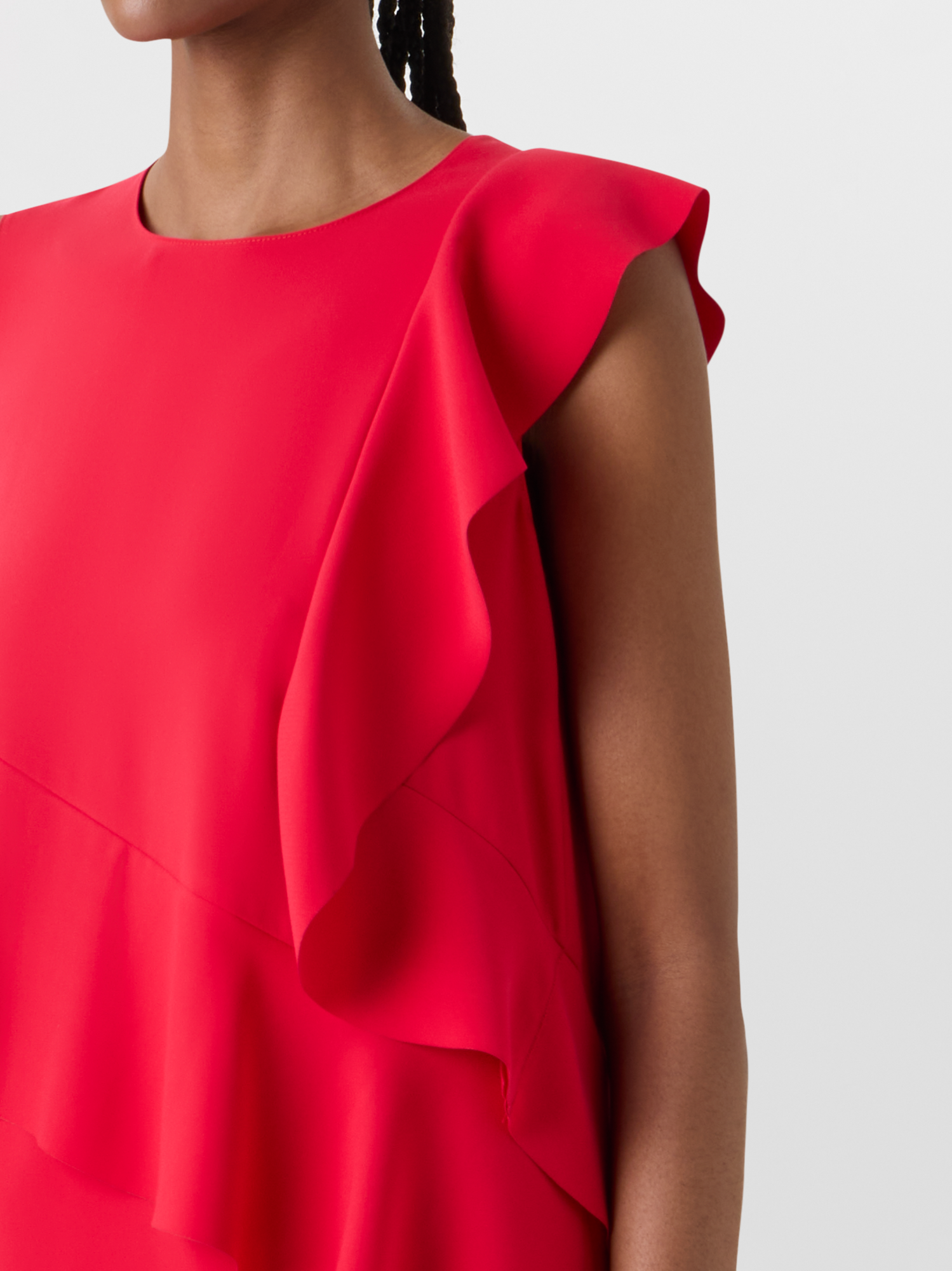 Designer Sleeveless Lasercut-Crêpe Tunic Dress - red 