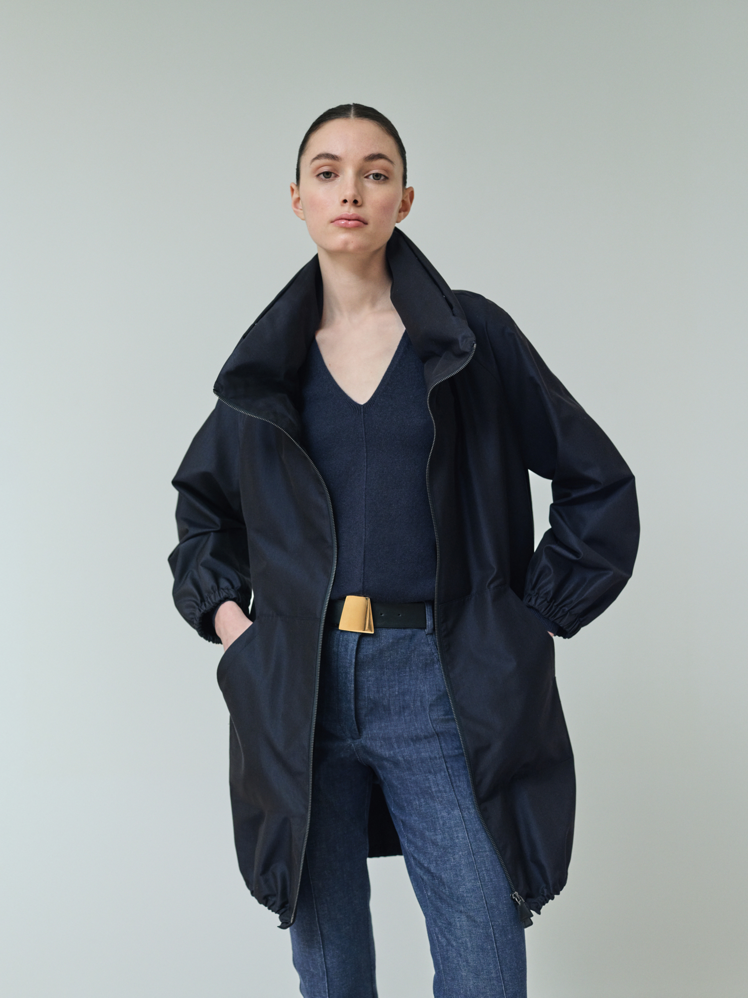 Designer 100% Cashmere V-Neck Knit Sweater - black - neutral - navy - blue - beige 