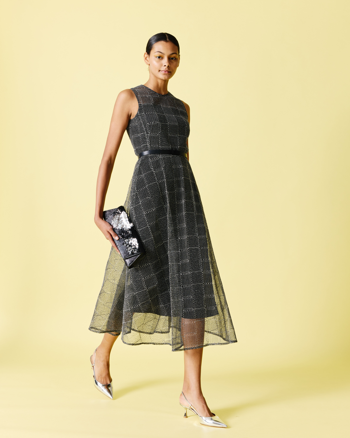 Designer Anouk Small Trapezoid Clutch - black #editorial