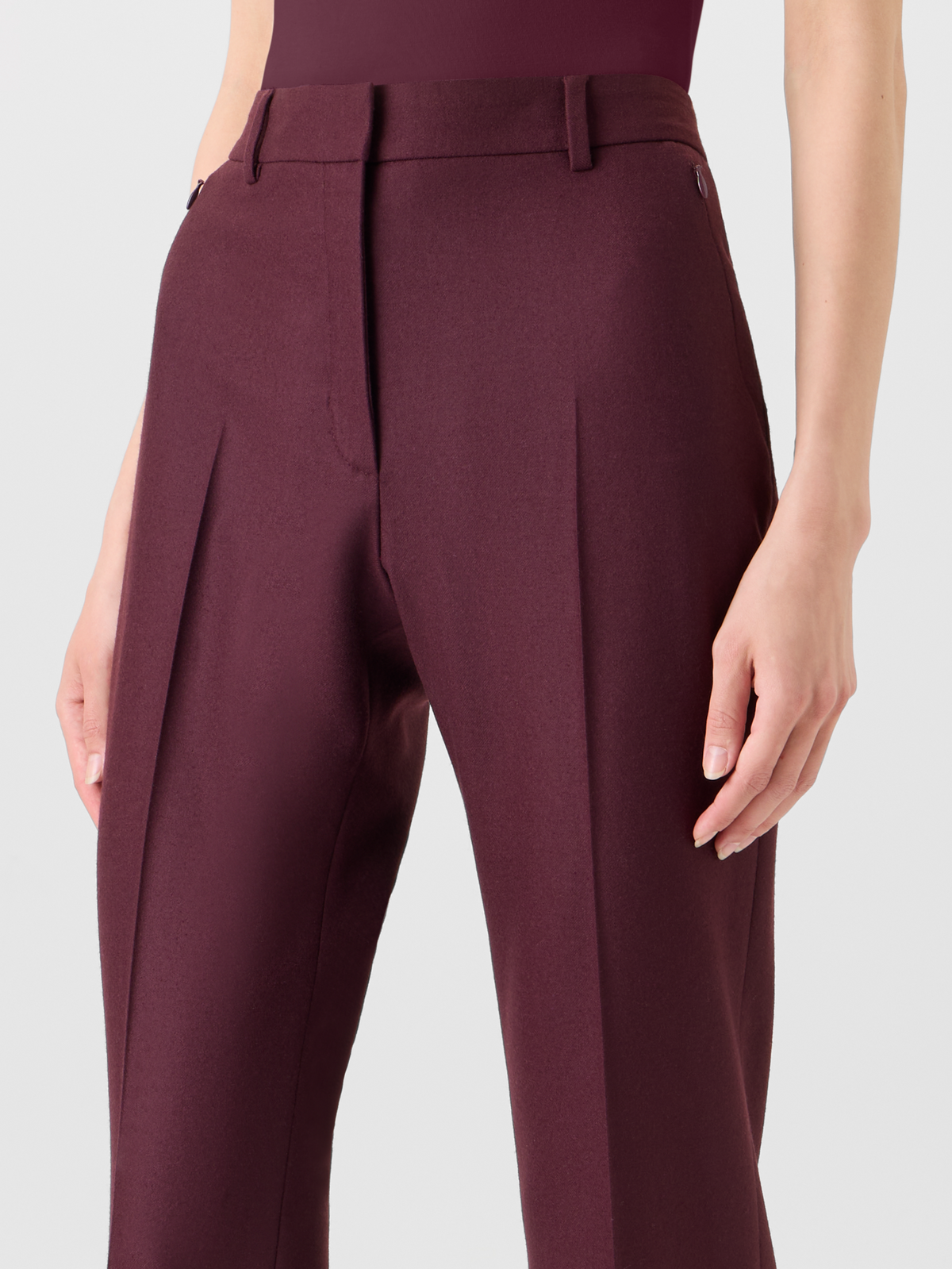 Designer Bootcut Pants in Wool Stretch Flannel - red 