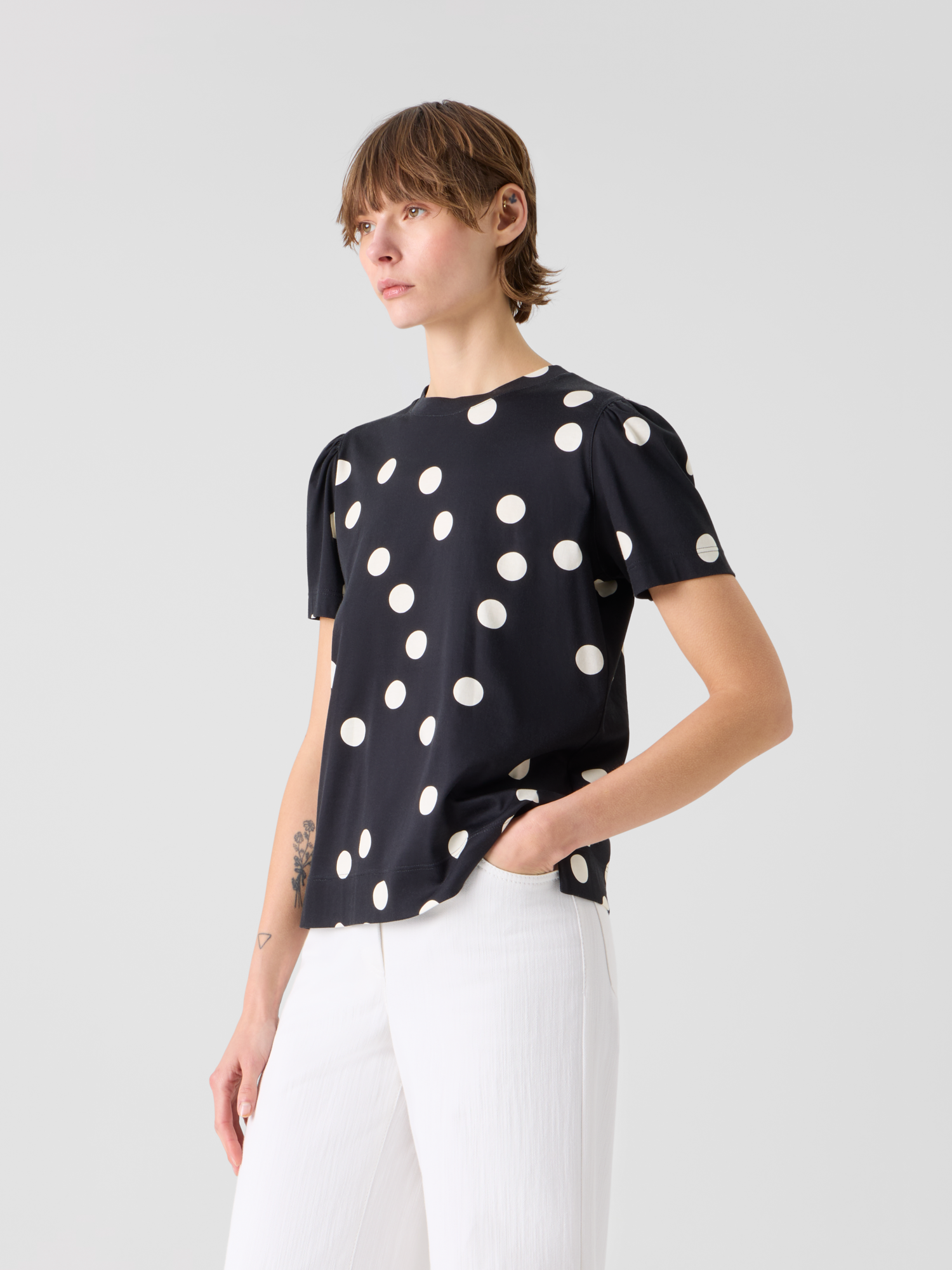 Designer Polka Dot Cotton Jersey T-Shirt with Puff Sleeves - black