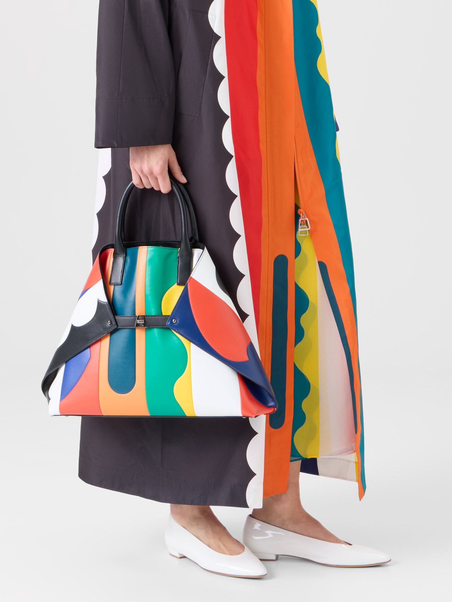 Designer Ai Medium Top Handle Tote Bag - multicolor 