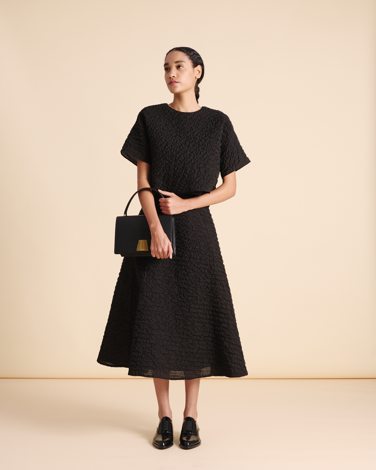 Designer Alice Medium Top Handle Bag - neutral - black #editorial