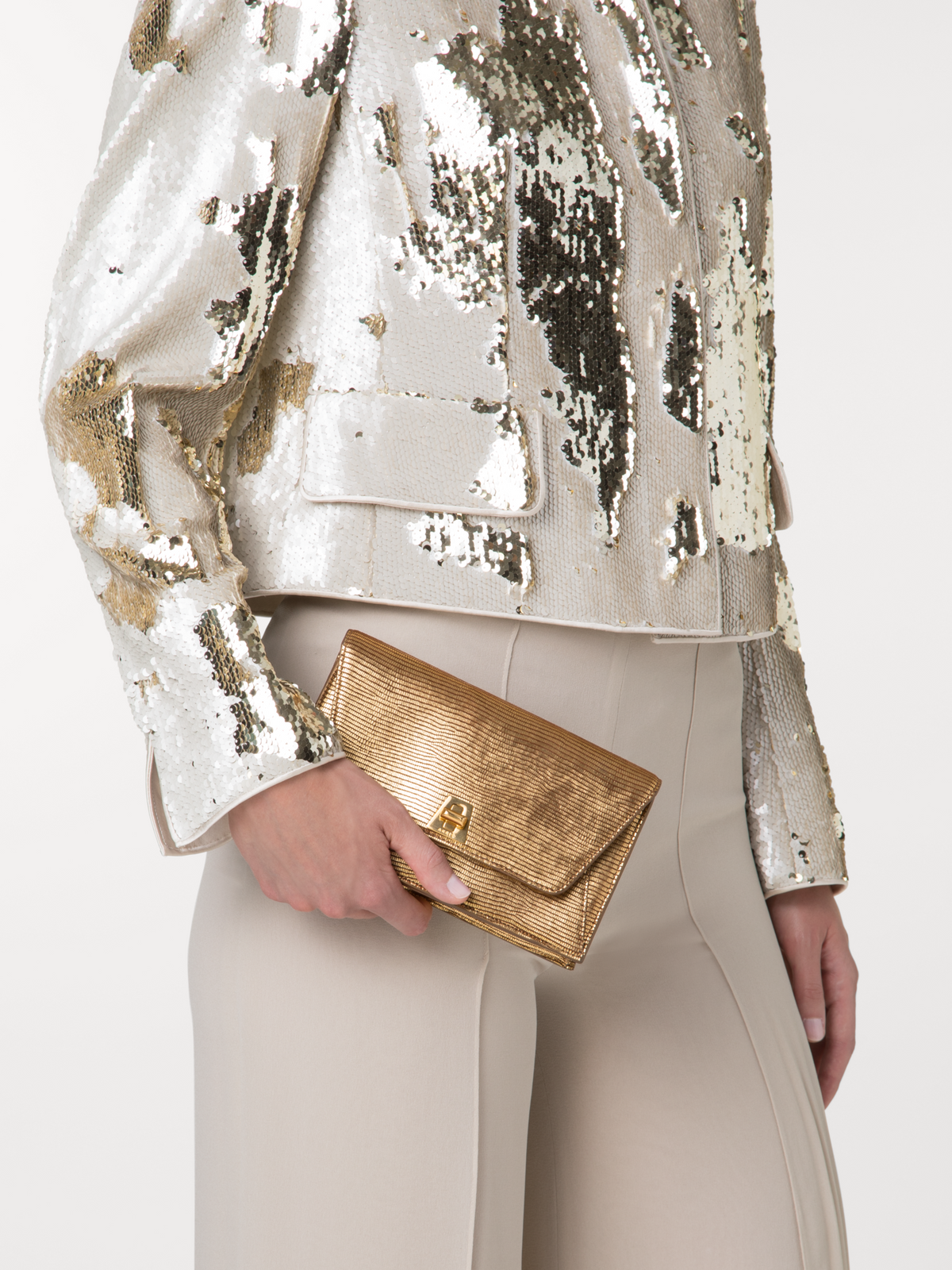 Designer Anouk Envelope - gold #editorial