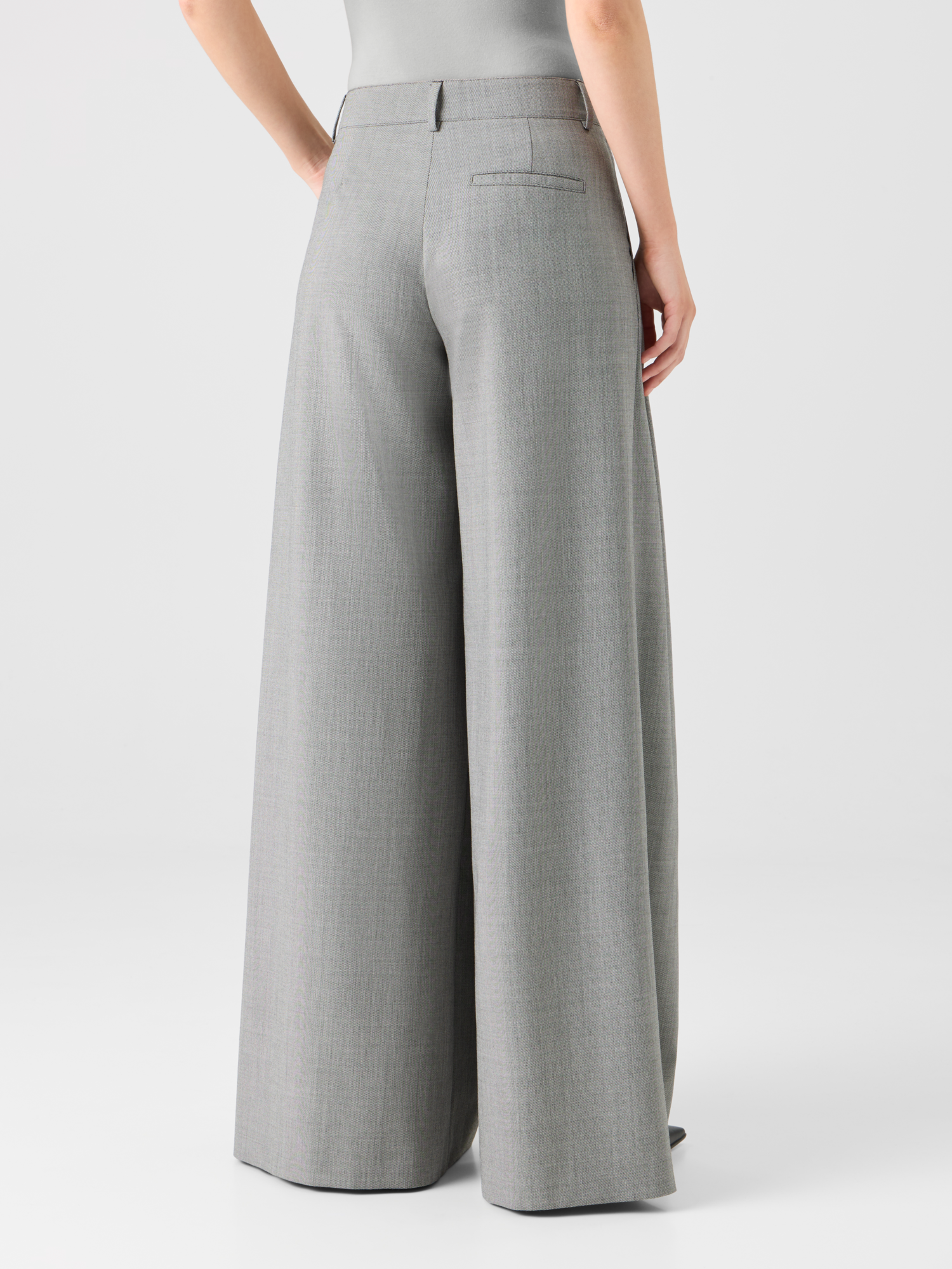 Designer Wool Stretch Fil-à-Fil Wide-Leg Pants - grey 