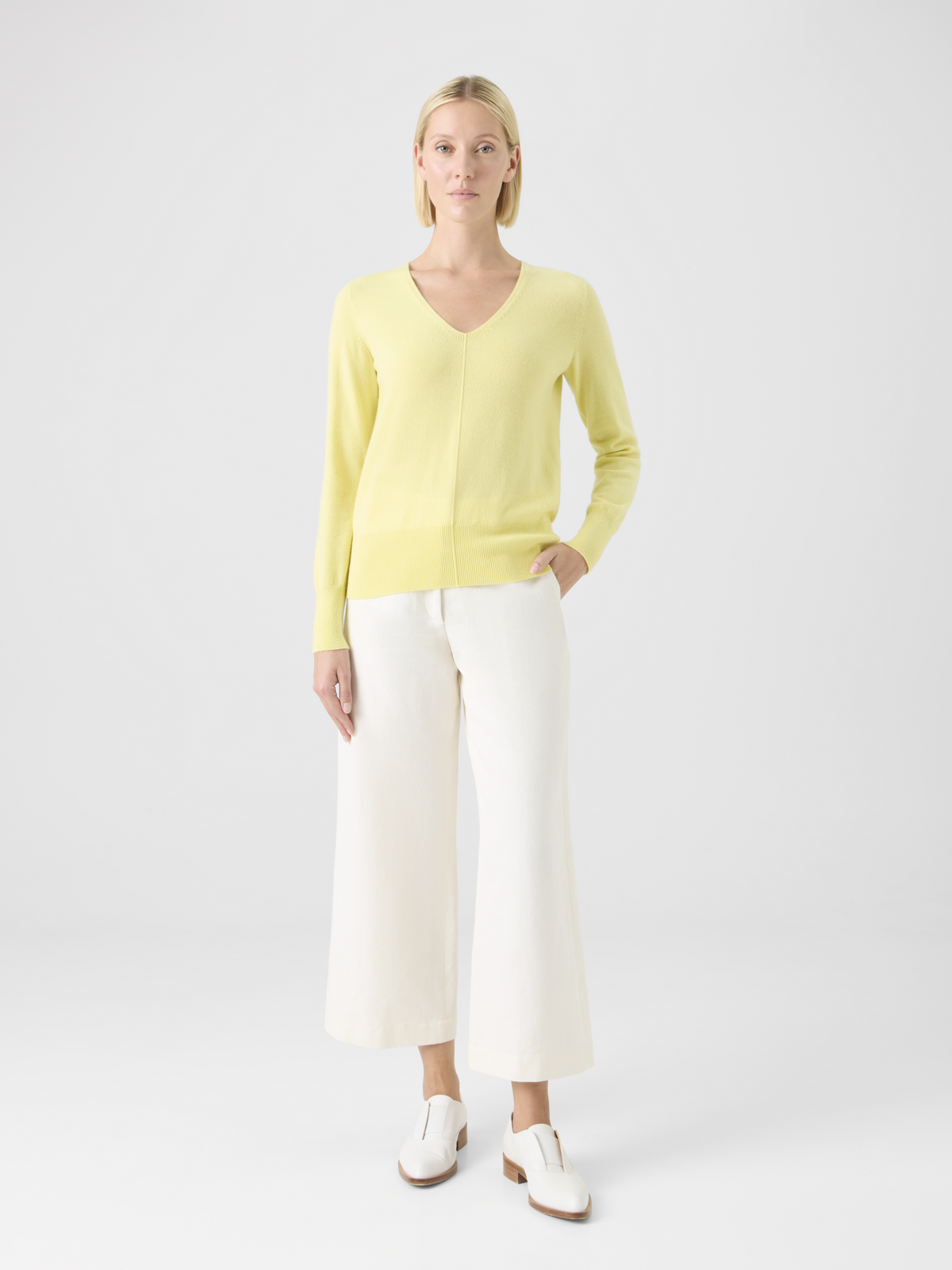 Designer Pure Cashmere V-Neck Sweater - yellow #editorial