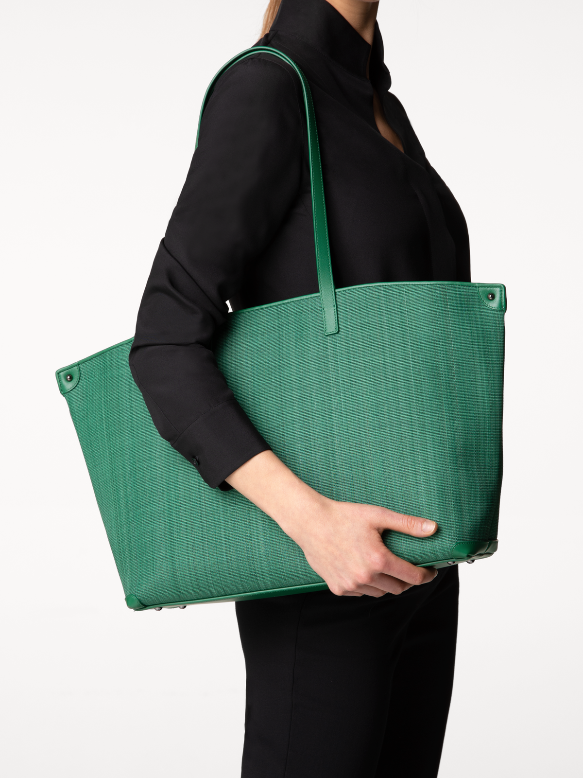 Designer Ai Medium Shoulder Tote - green #editorial