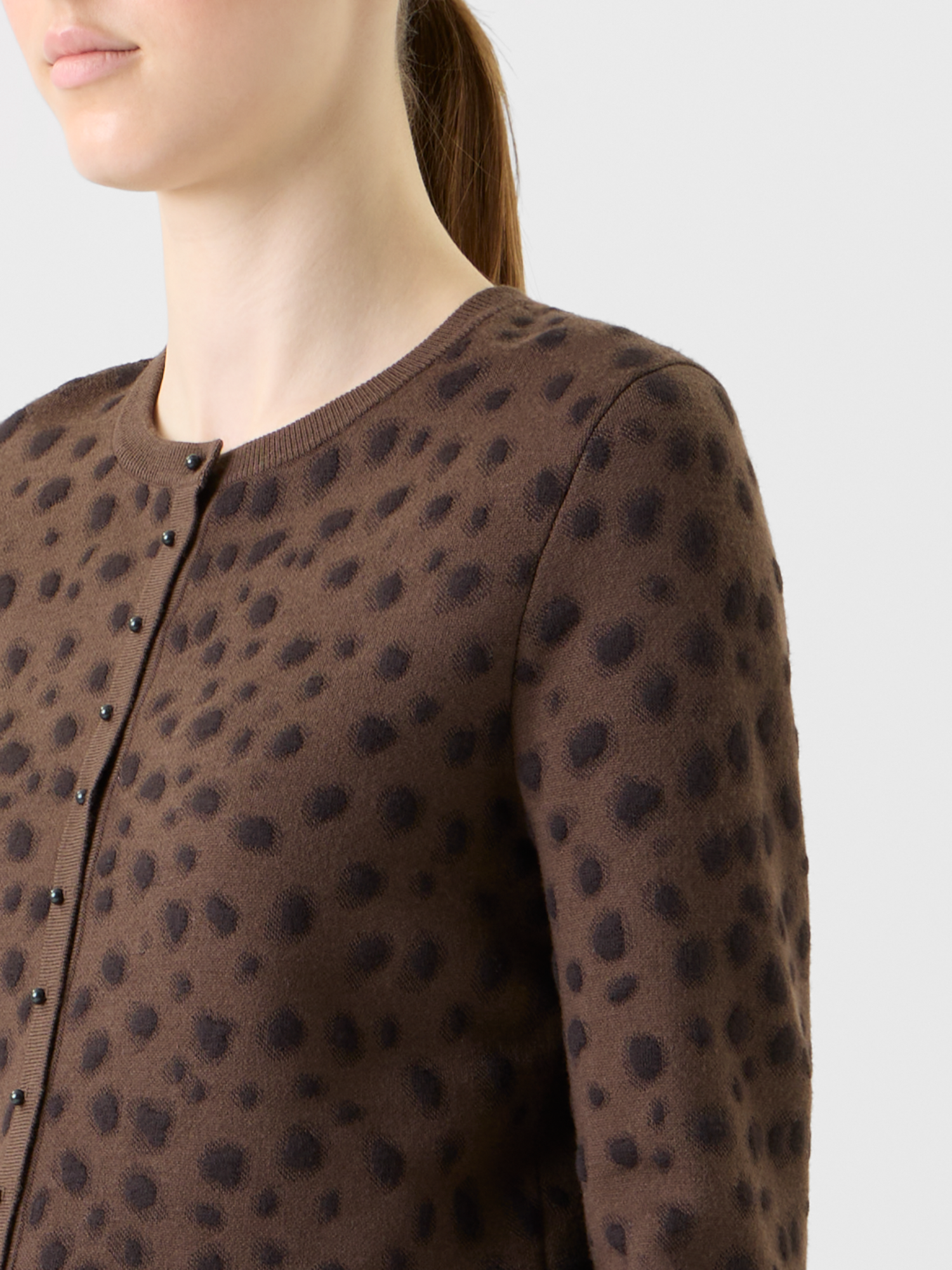 Designer Cropped Cardigan in Leopard Jacquard - neutral - brown 