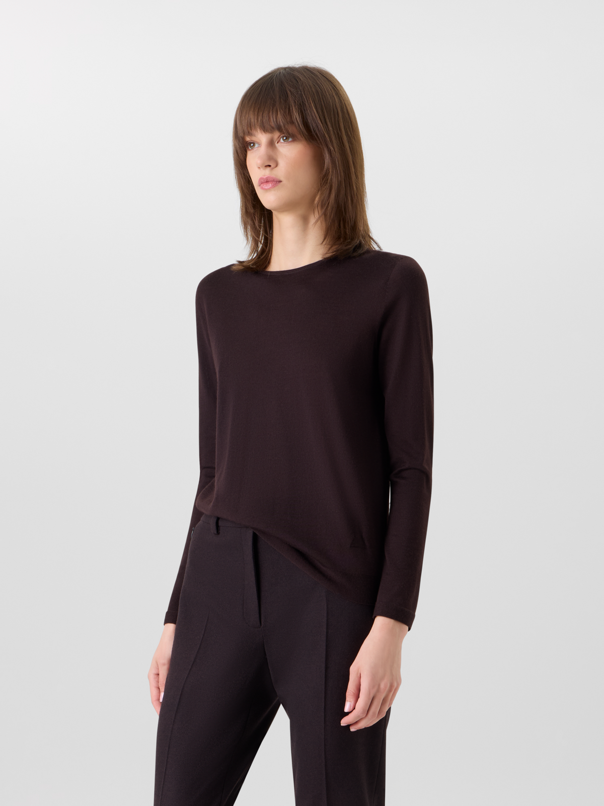 Designer Seamless Crew Neck Sweater in Cashmere Silk - brown 