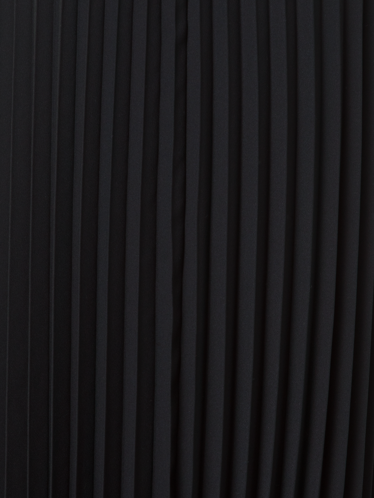 Designer Plissé Midi Skirt - black - neutral