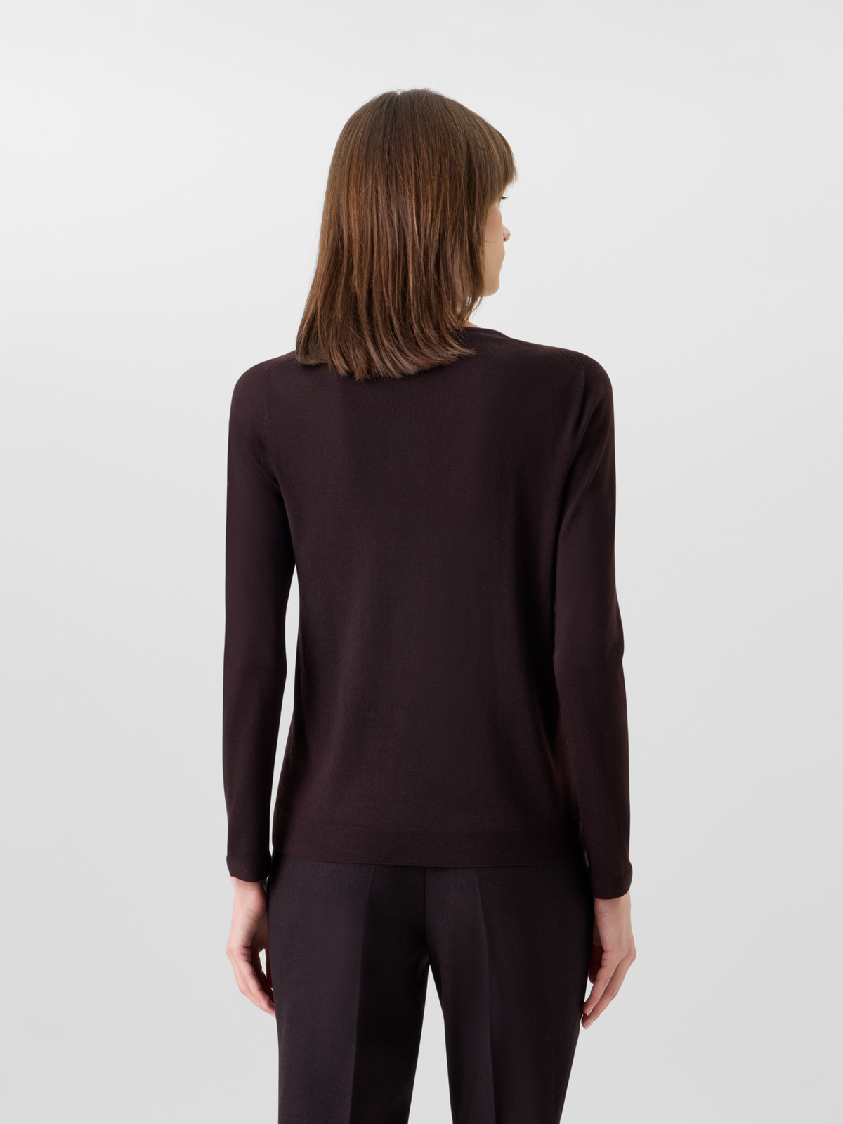 Designer Seamless Crew Neck Sweater in Cashmere Silk - brown 