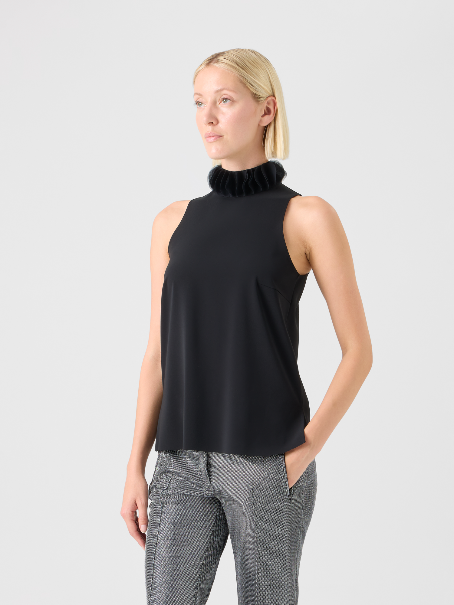 Designer 3D Dot Lasercut Crêpe Top - black 