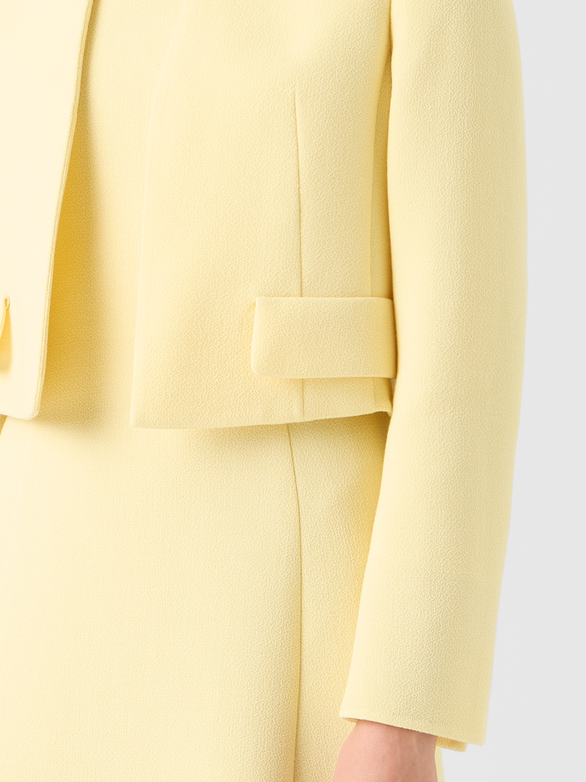 Designer Short Wool Crêpe Double-Face Jacket - yellow #editorial