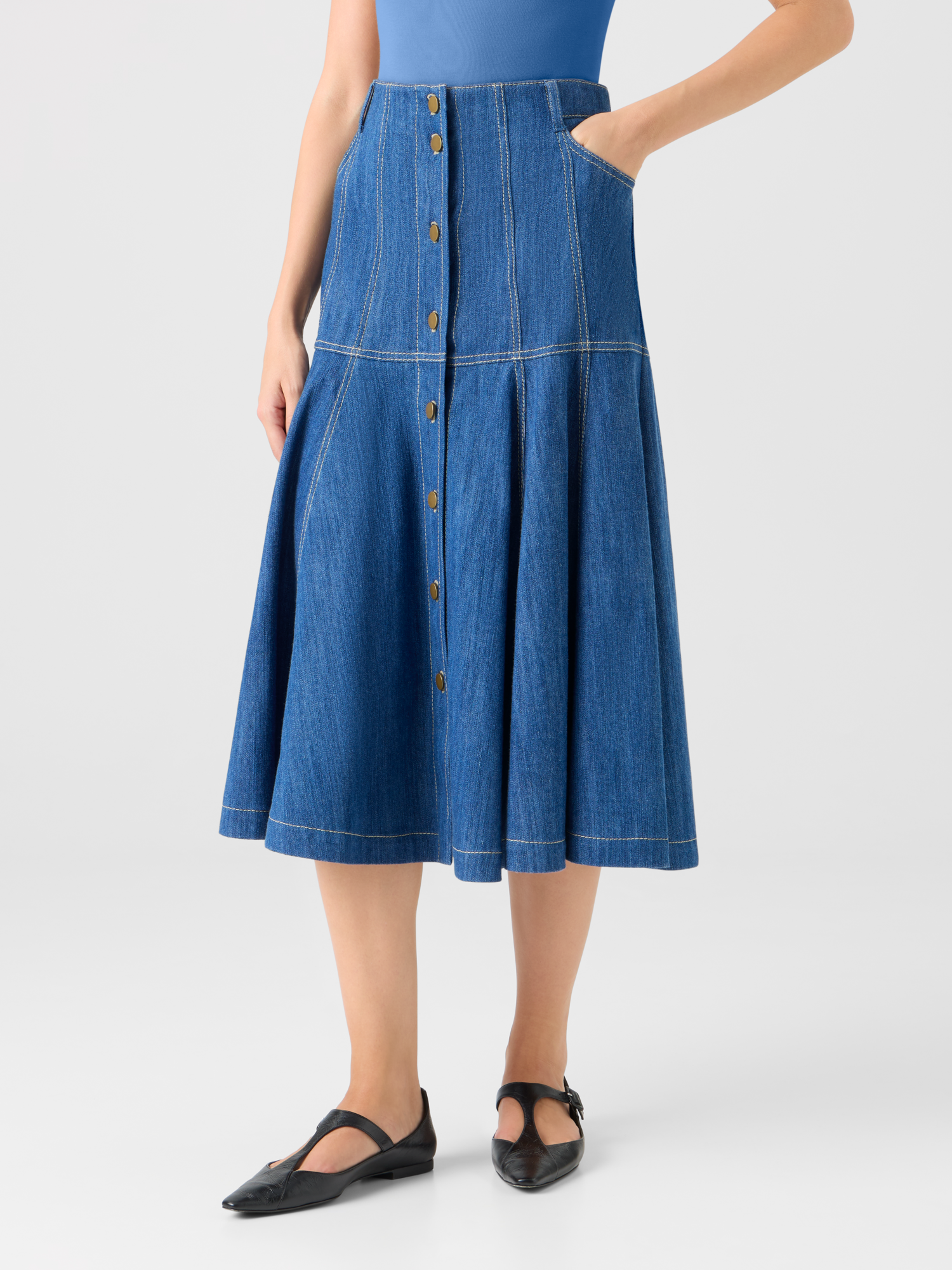 Designer Cotton Denim Midi Skirt with Flared Hem - blue 