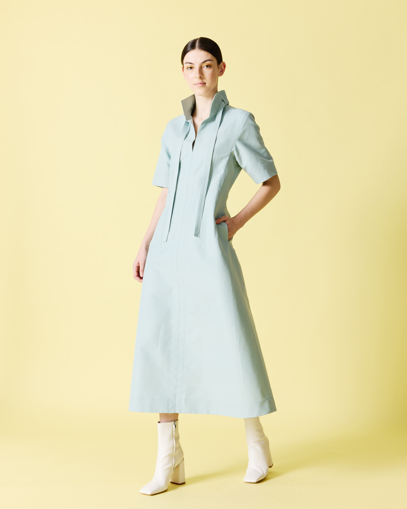 Designer Midi Dress in Cotton Poplin - pastel - blue 