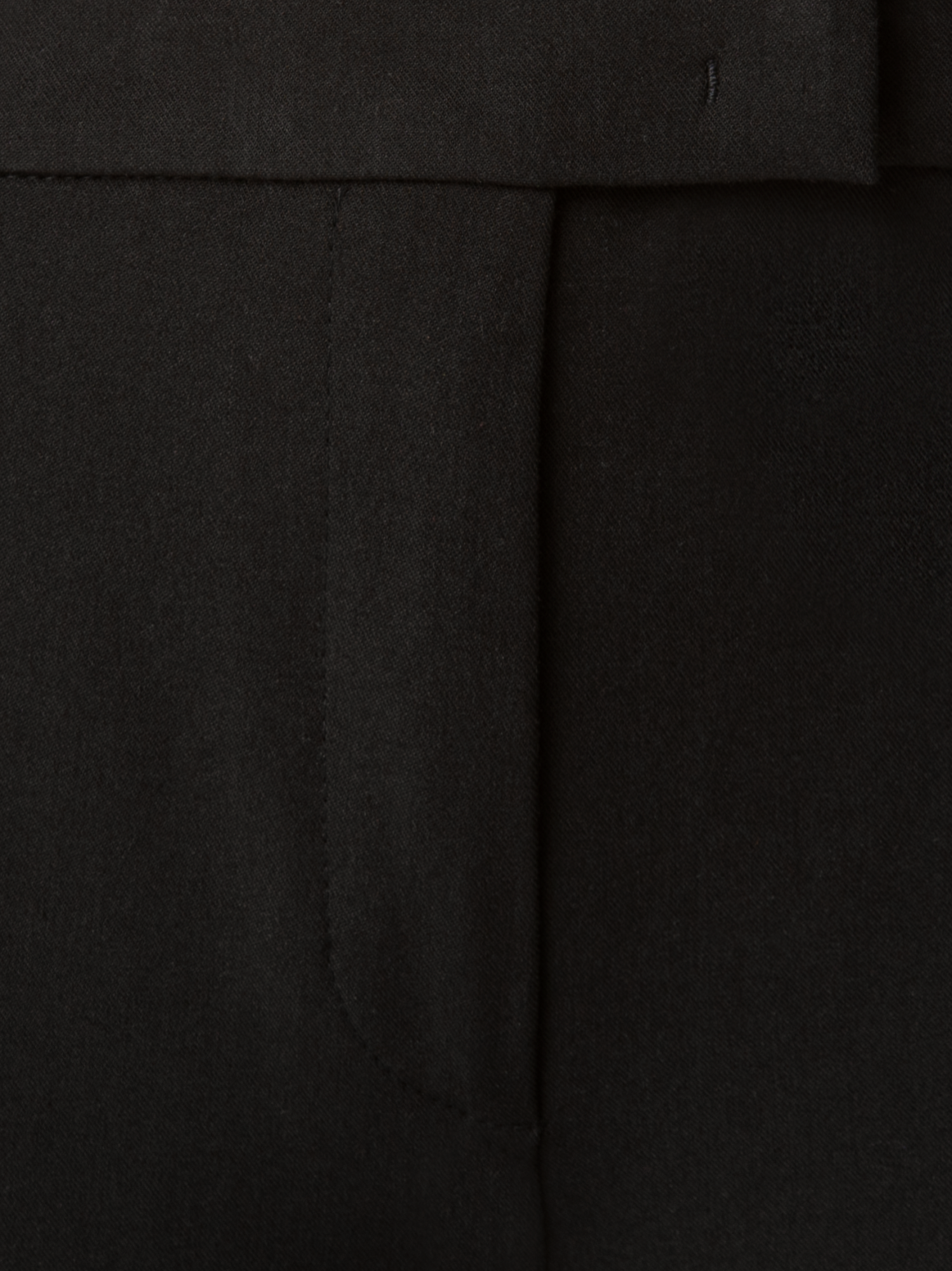 Designer Cropped Slim Pants in Cotton - black