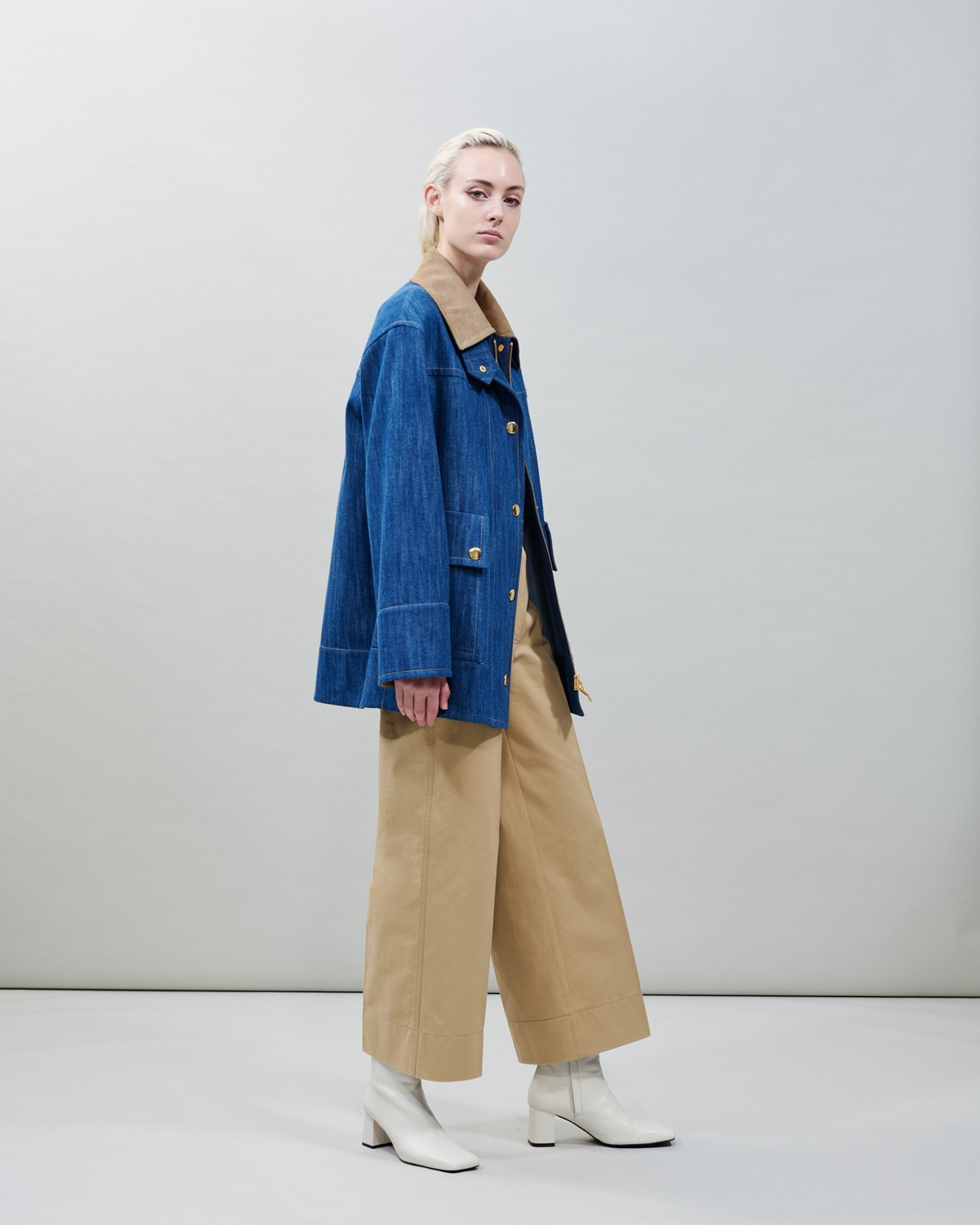 Designer Cropped Wide Cotton Gabardine Pants - neutral - beige #editorial