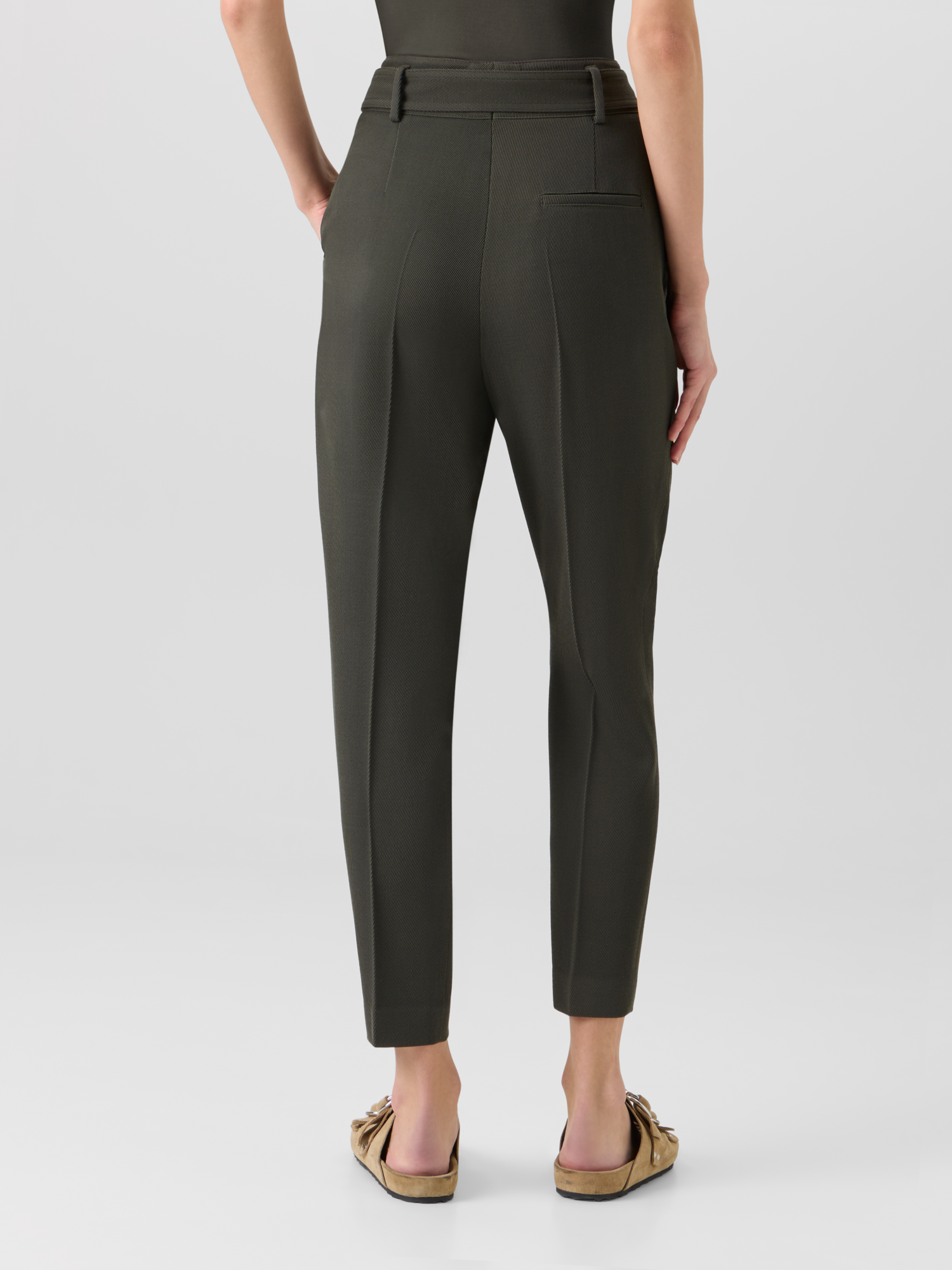 Designer Fred Tapered-Leg Pants in Wool Tricotine - green 