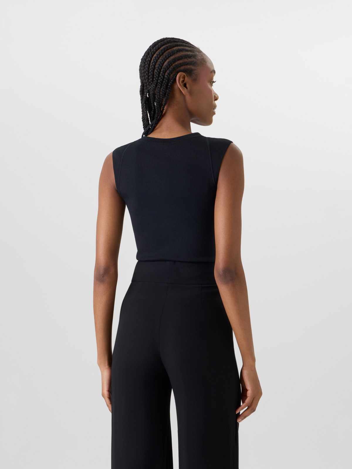 Designer Sleeveless Stretch-Silk Knit Top - black #editorial