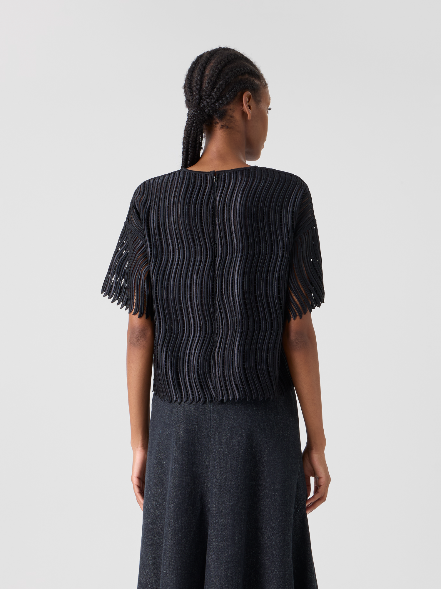 Designer Boxy Blouse in Wave Guipure - black 