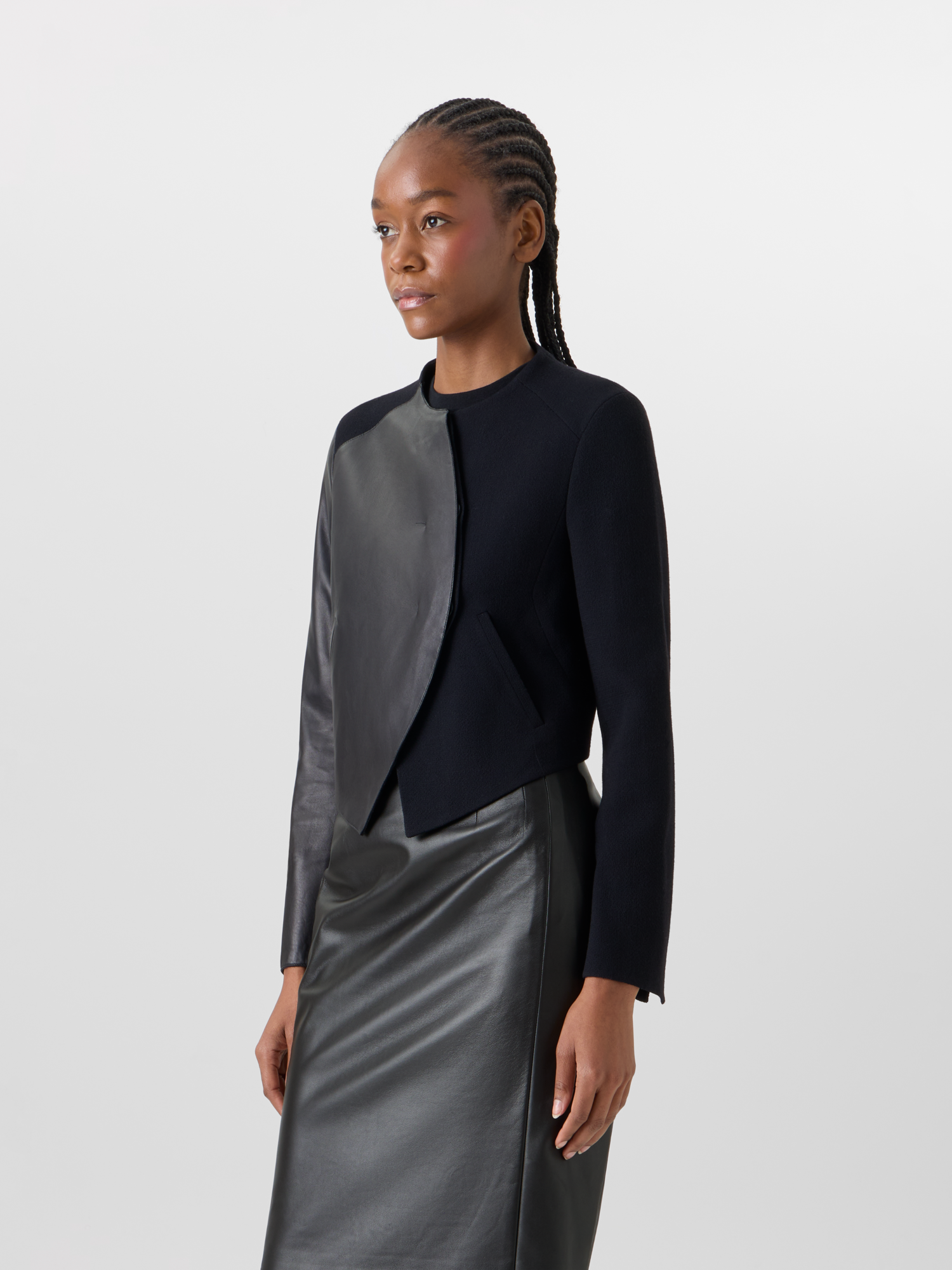 Designer Hynora Jacket in Wool-Crêpe Double-Face - black 