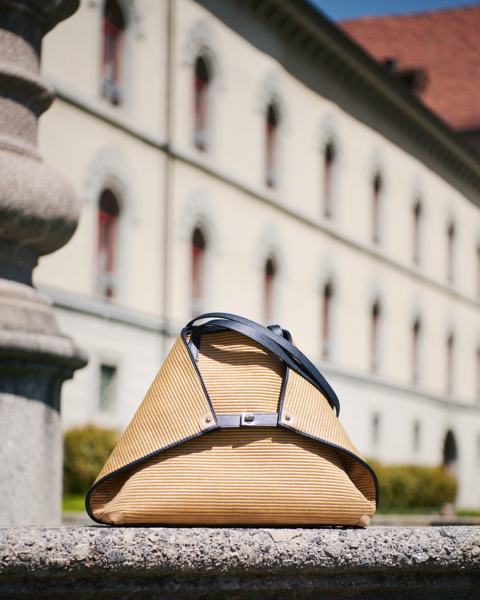 Designer Ai Medium Shoulder Tote - black - neutral - multicolor - beige 