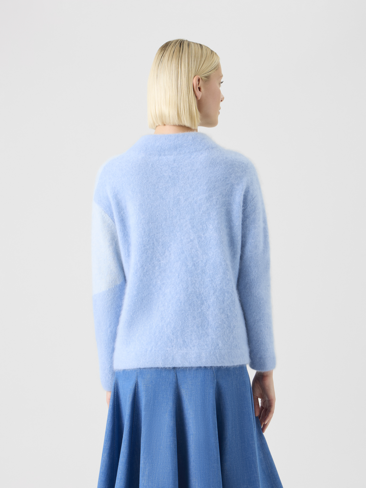 Designer Cloud Cashmere Sweater with Sunbeam Intarsia - blue #editorial