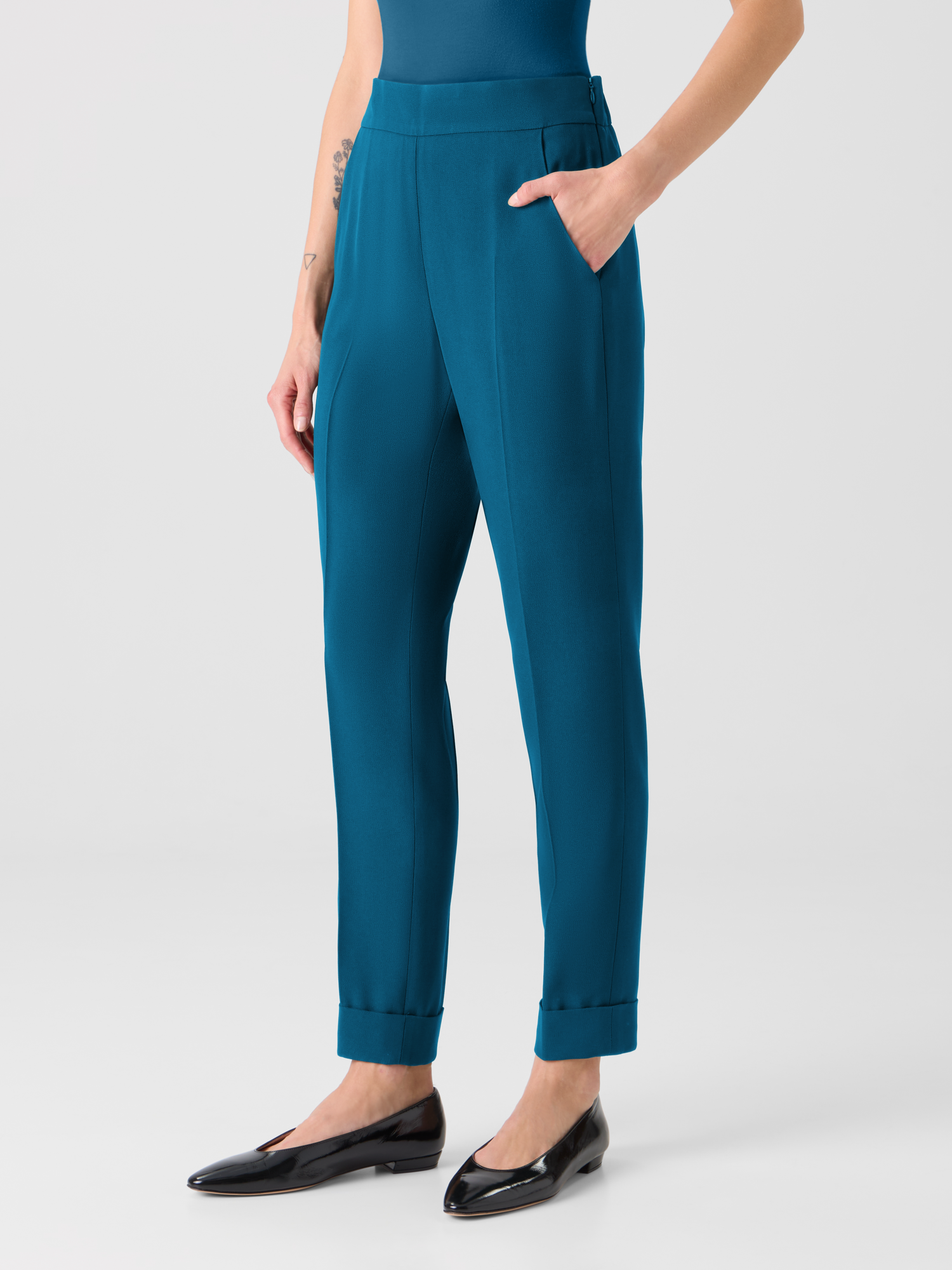 Designer Chris Tapered Pants with Elastic Waist - green