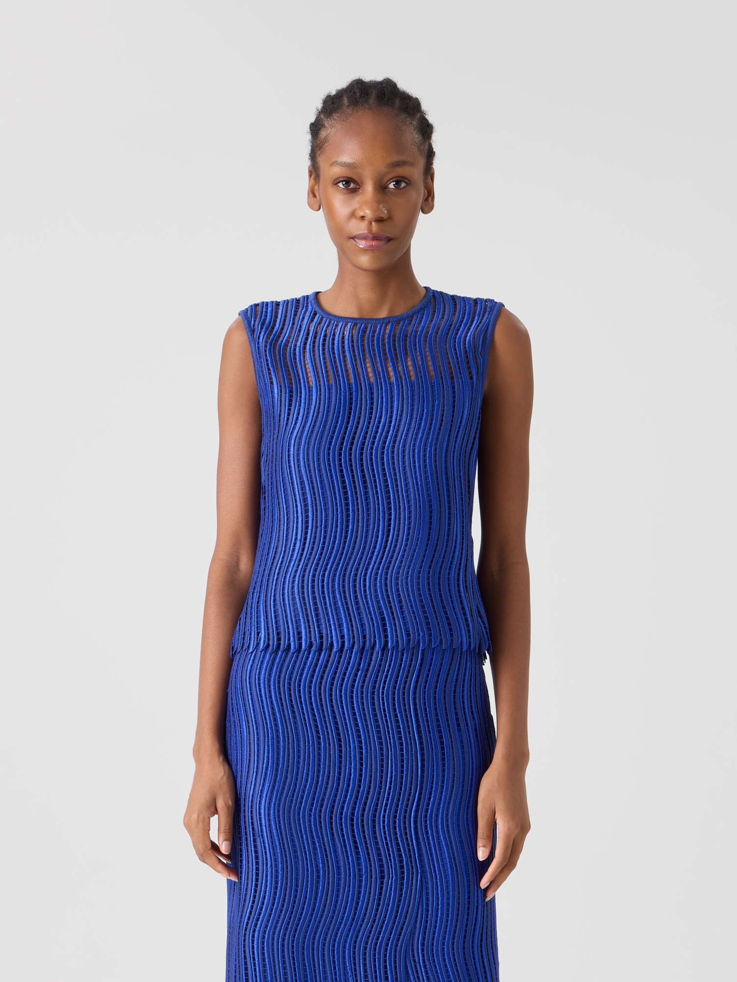 Designer Sleeveless Blouse in Wave Guipure - blue 