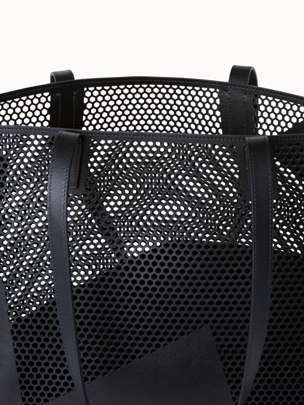 Medium Ai Shoulder Bag in Leather with Lasercut Kinderstern - black
