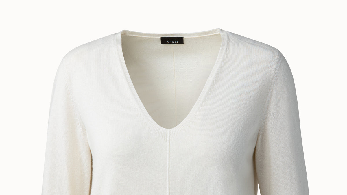 Cashmere V-Neck Knit Pullover - white - ecru