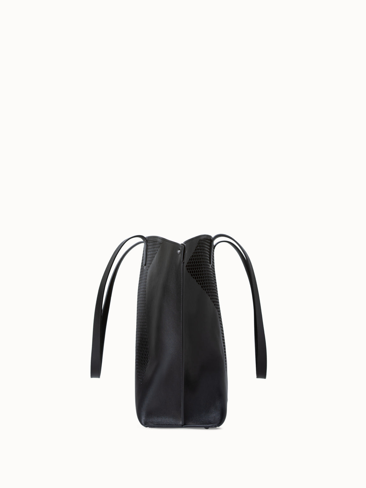 Medium Ai Shoulder Bag in Leather with Lasercut Kinderstern - black