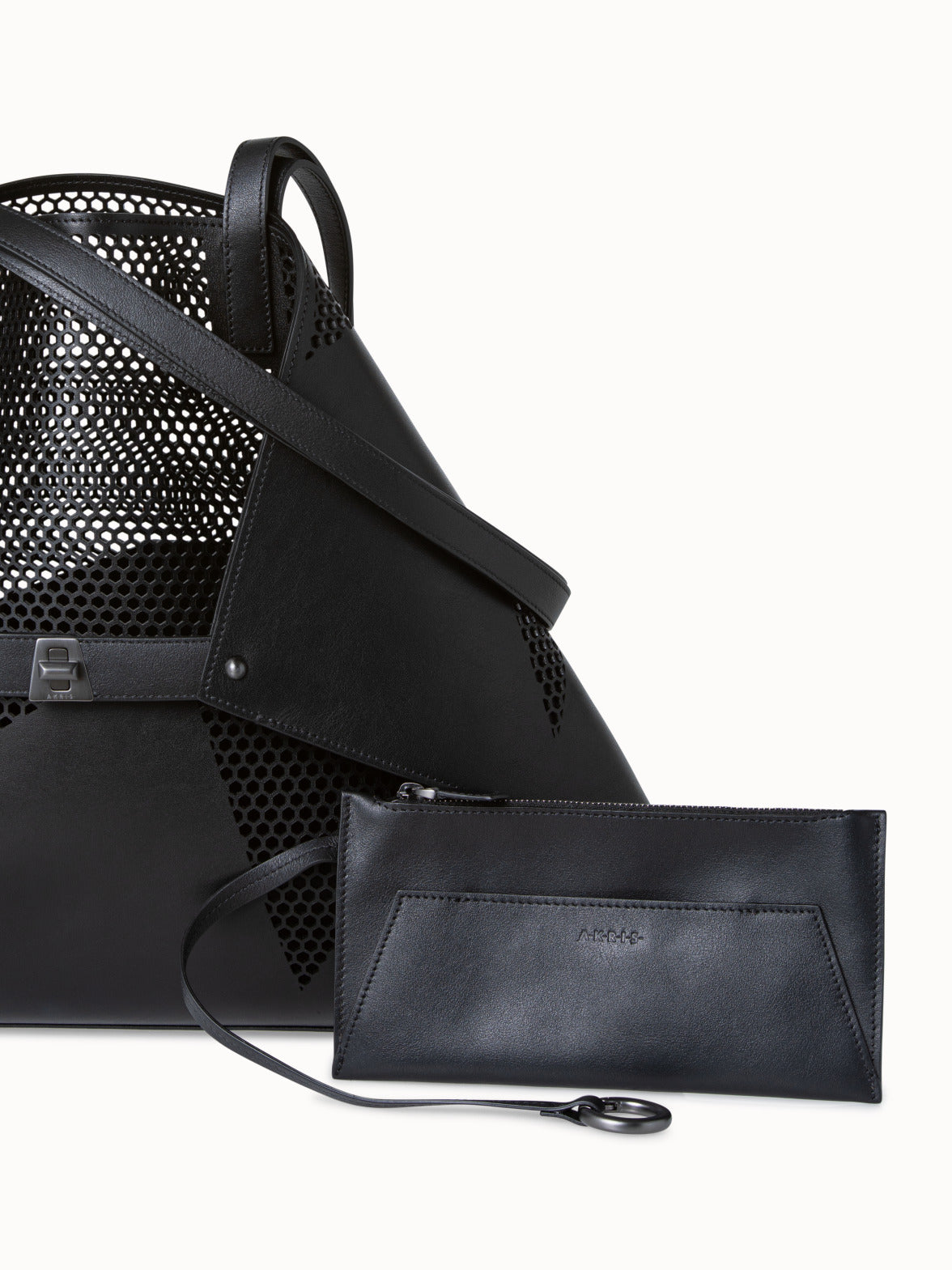 Medium Ai Shoulder Bag in Leather with Lasercut Kinderstern - black