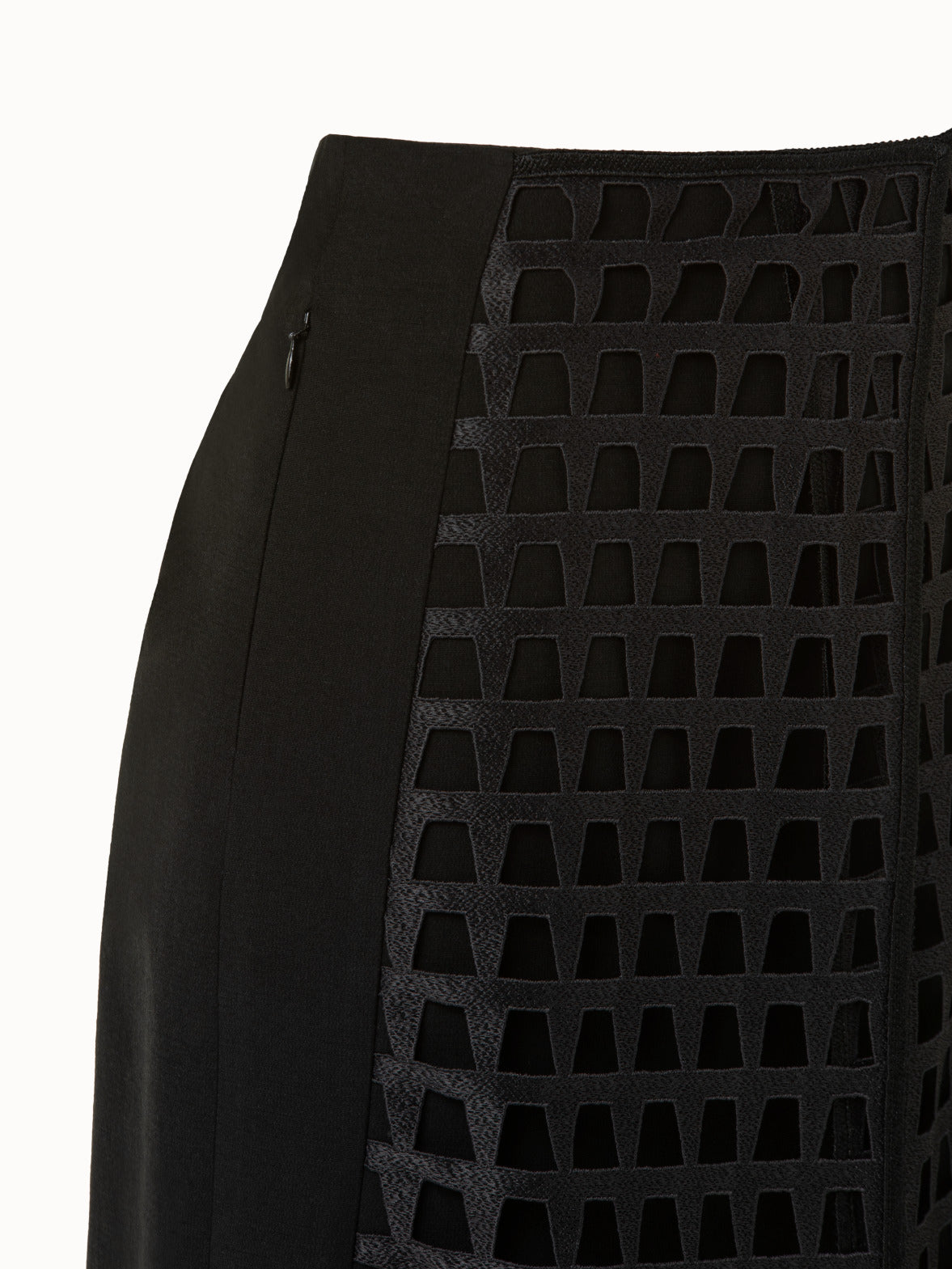 Long Skirt in Trapezoid Embroidery and Wool Double-Face - black